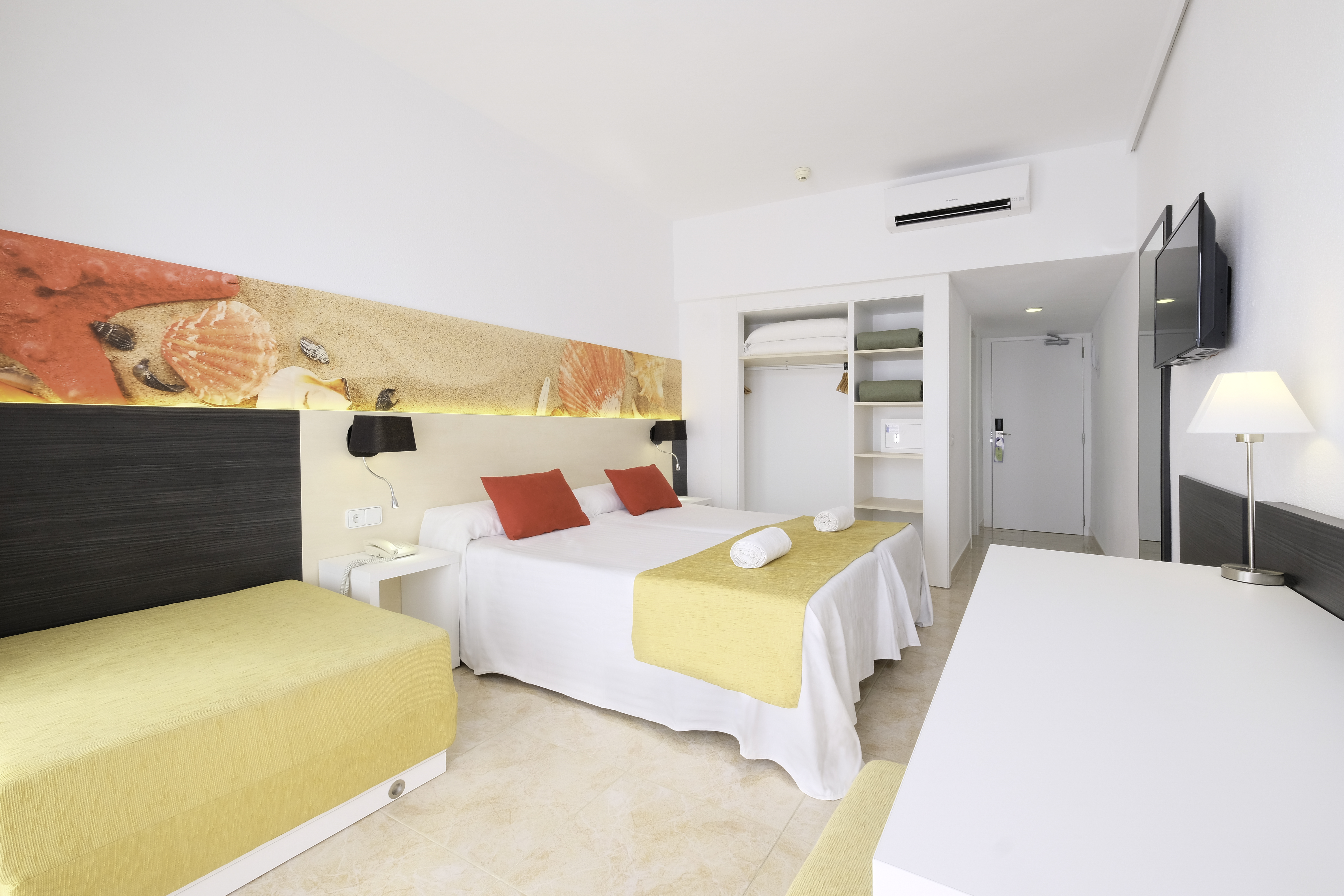 Double or Twin Sea View