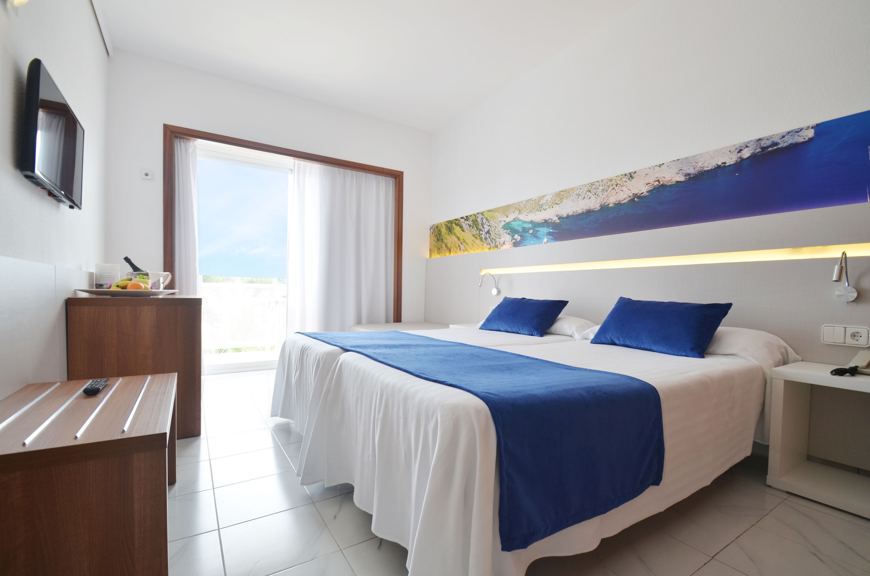 Double or Twin Sea View