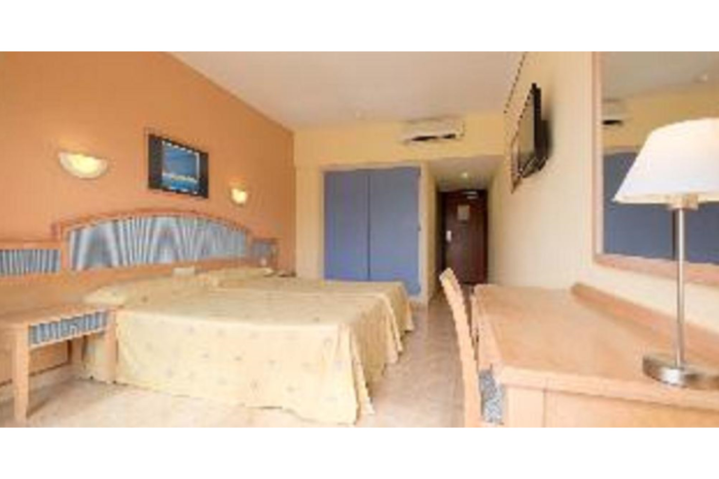 Double or Twin Standard