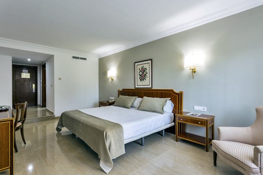 Double or Twin Superior