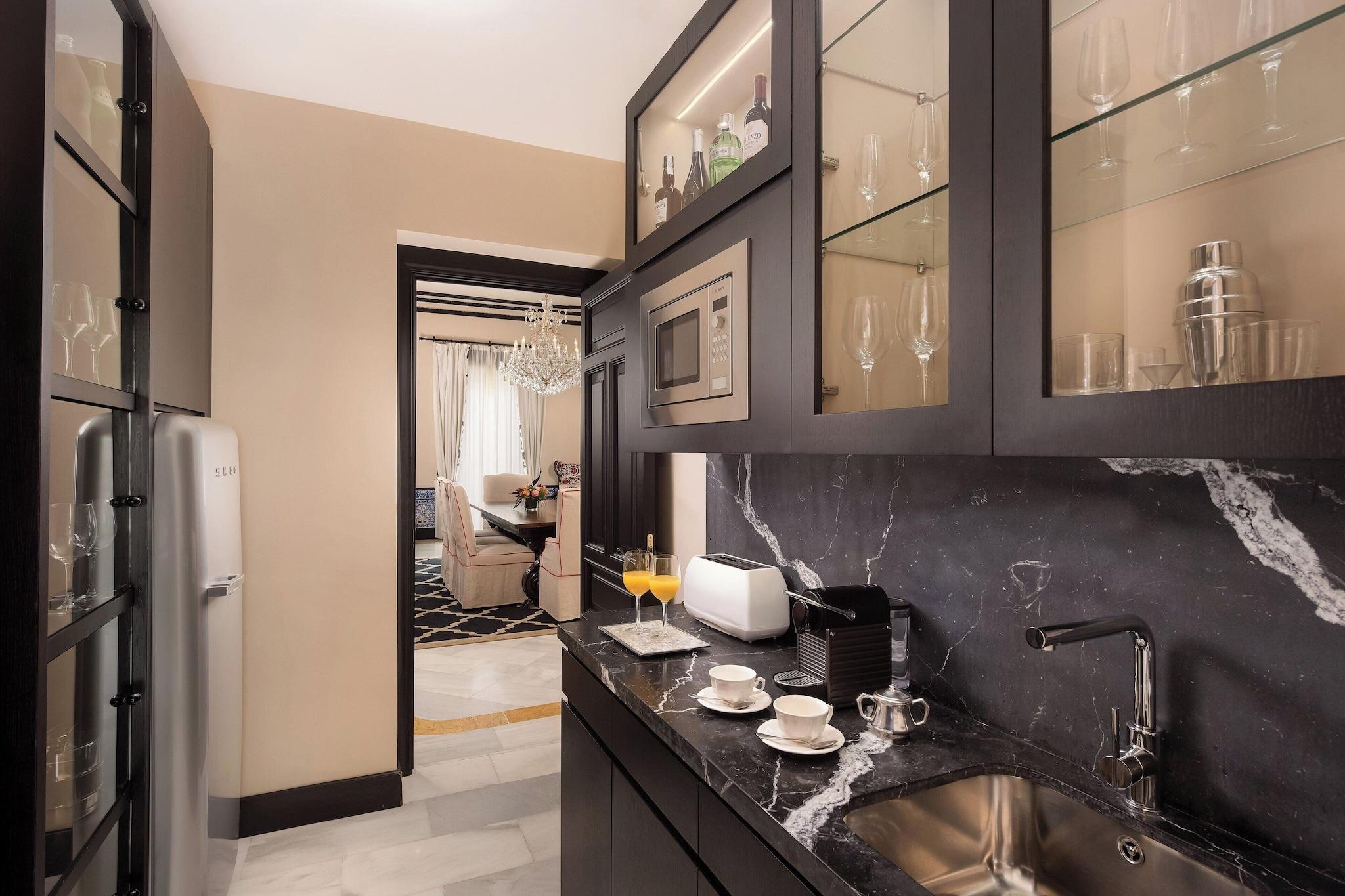 Suite King Bed One Bedroom 