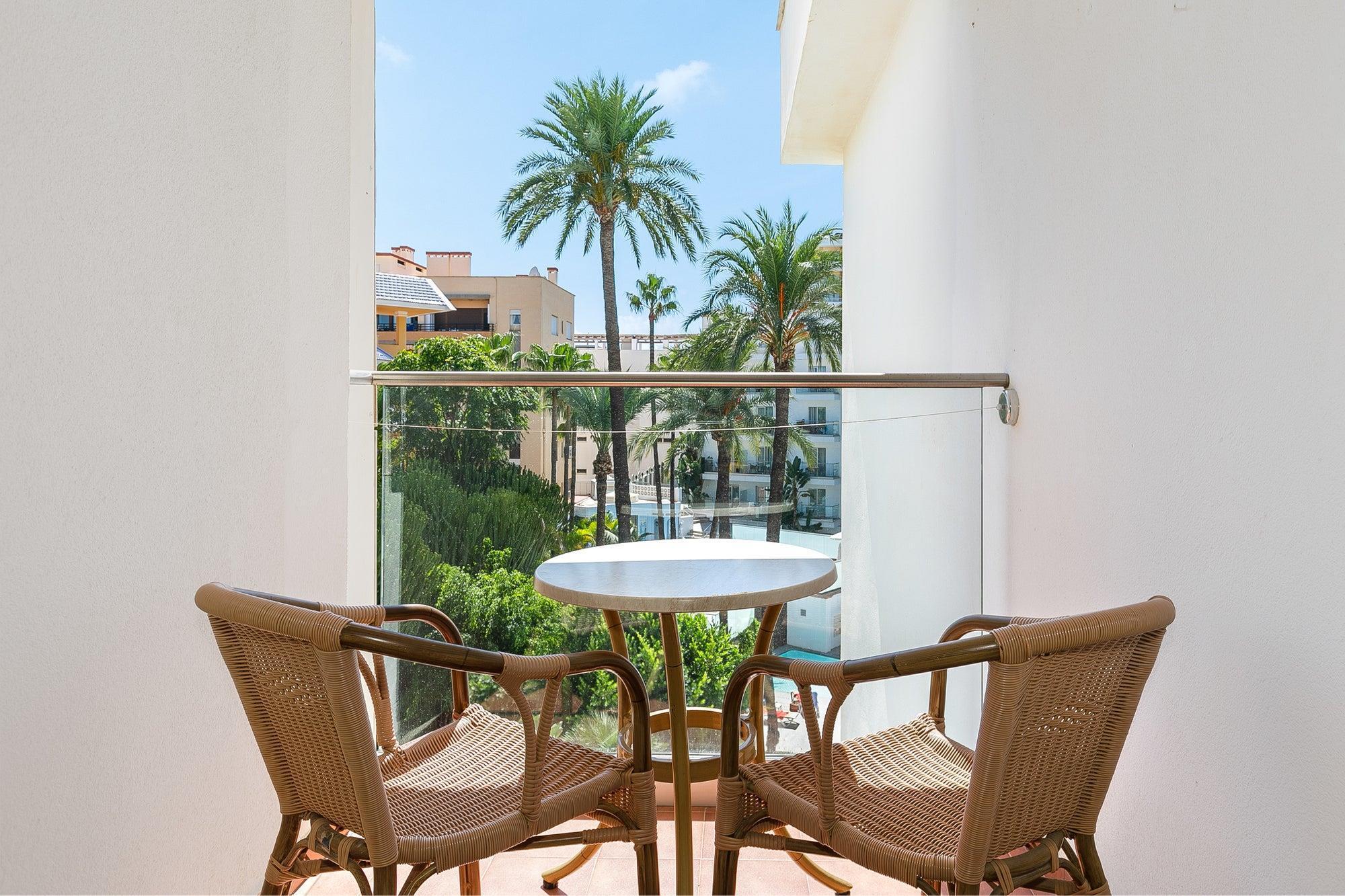 Family Room Standard