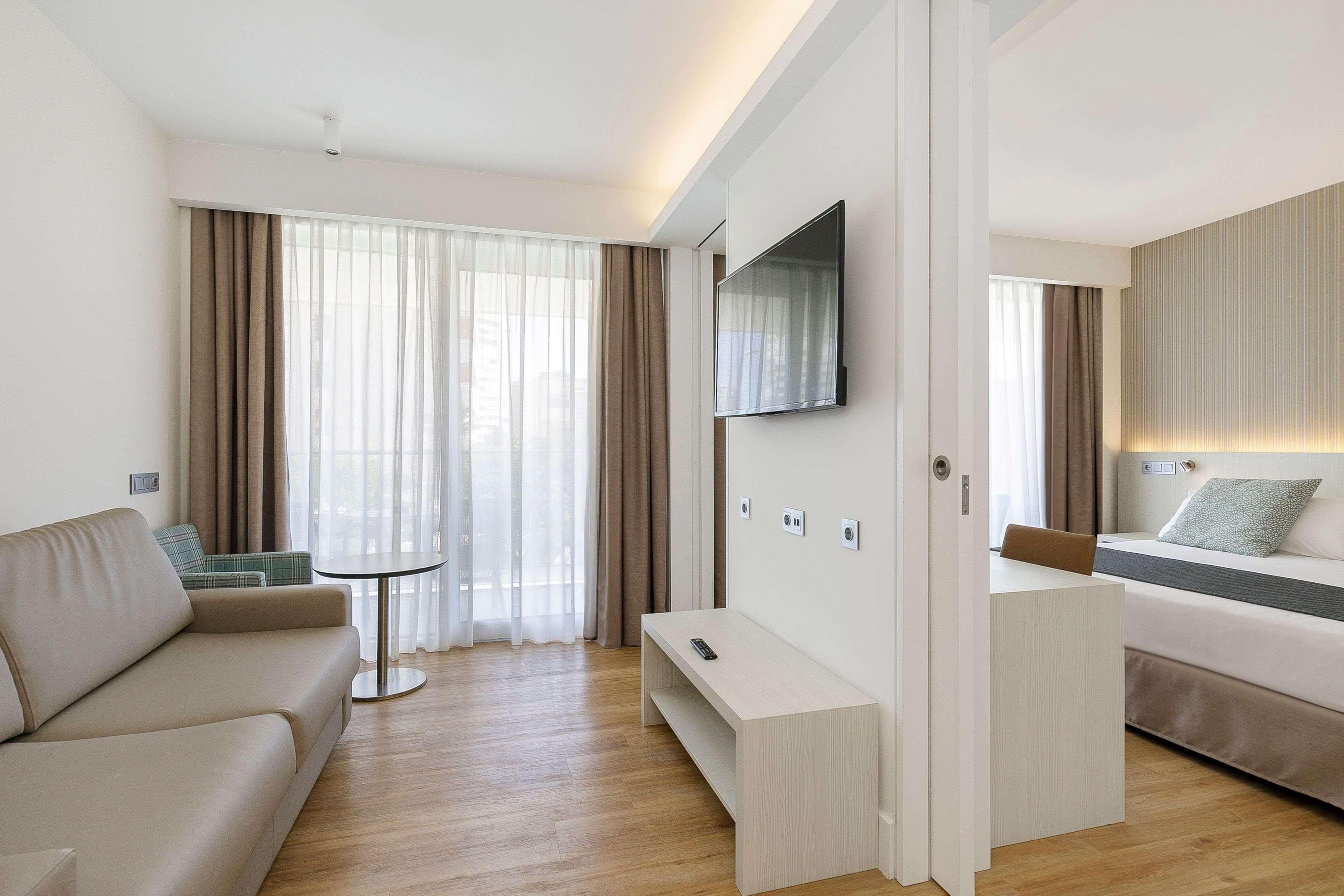 Family Room Standard