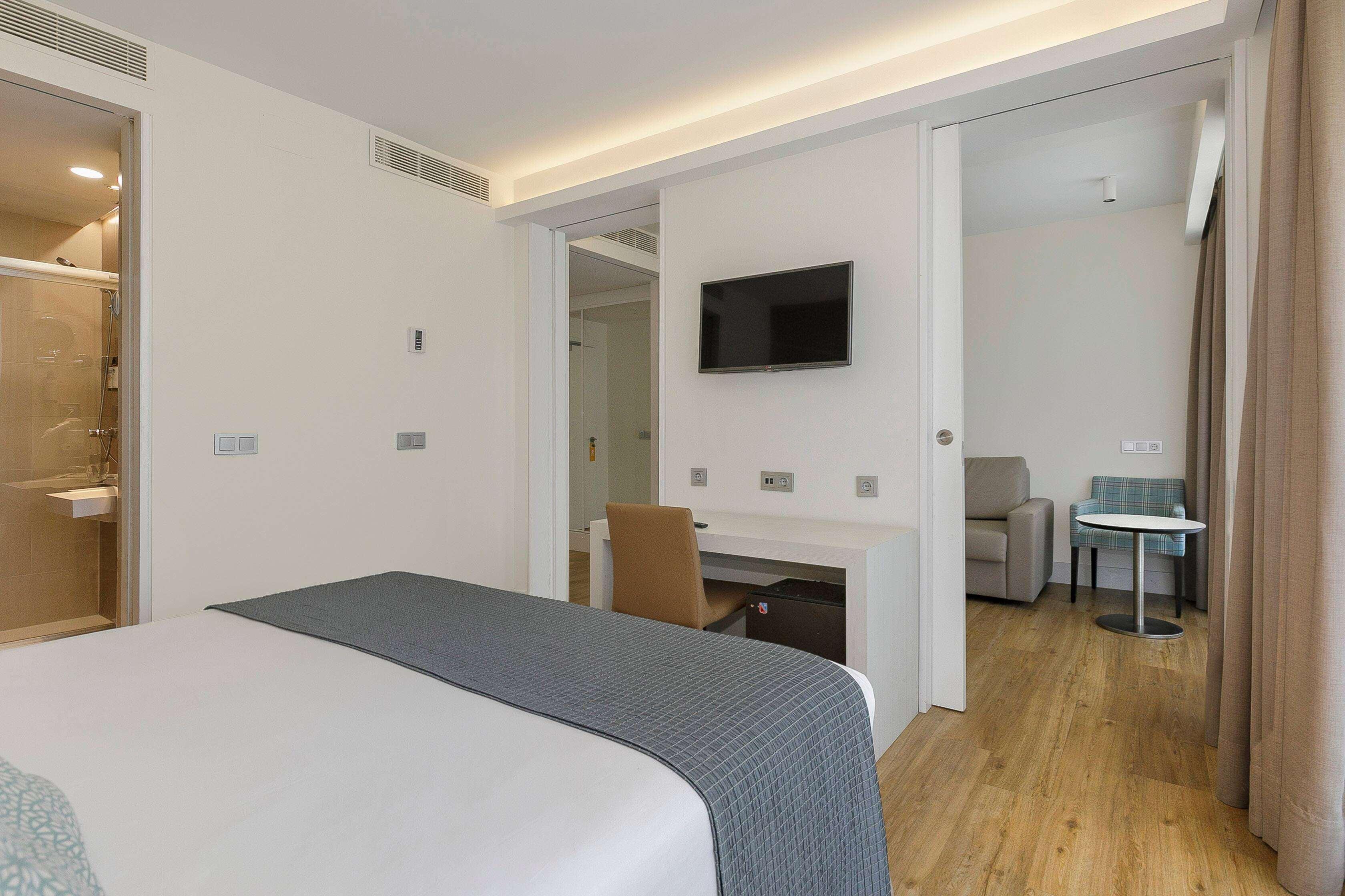 Family Room Standard