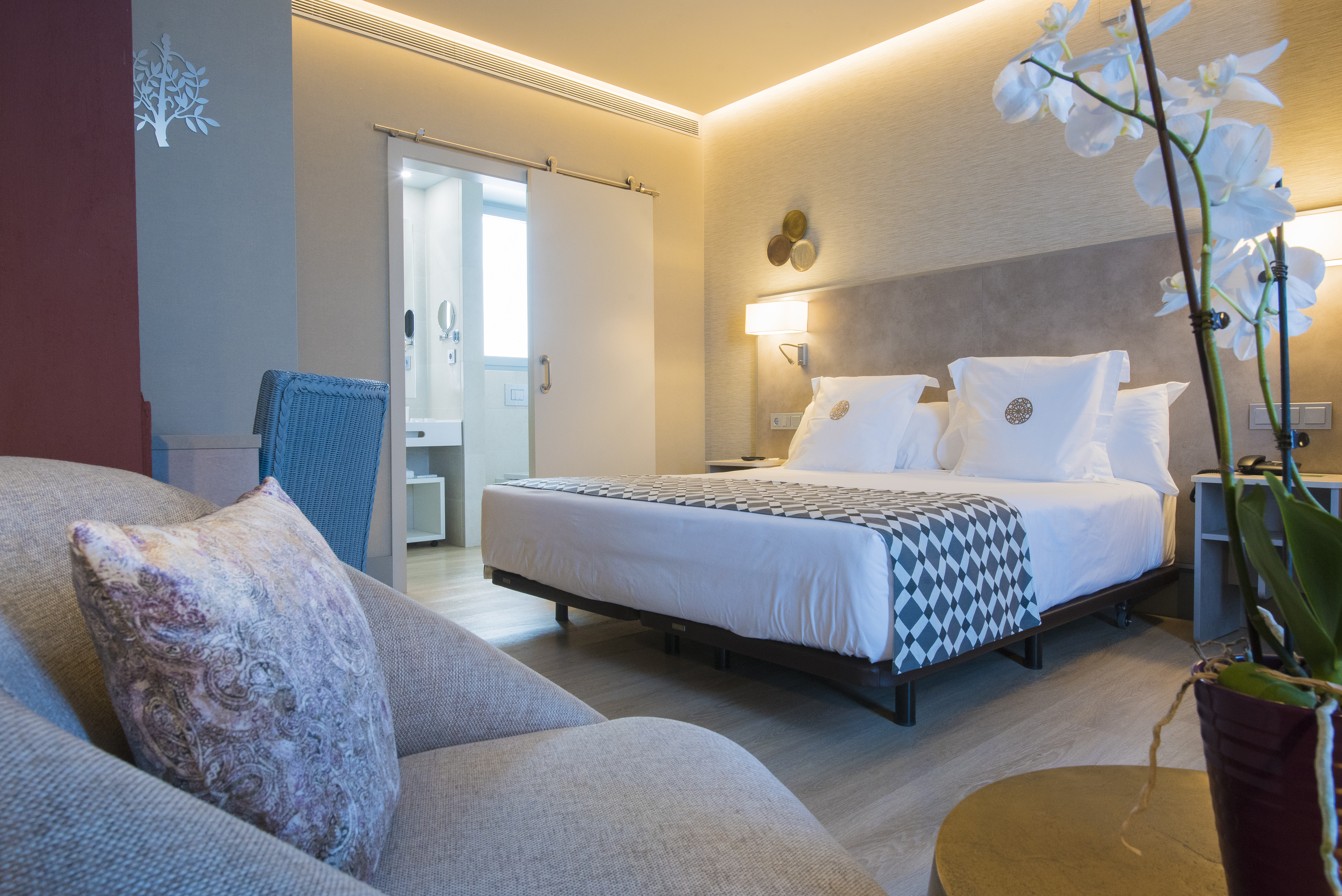 Double or Twin Standard