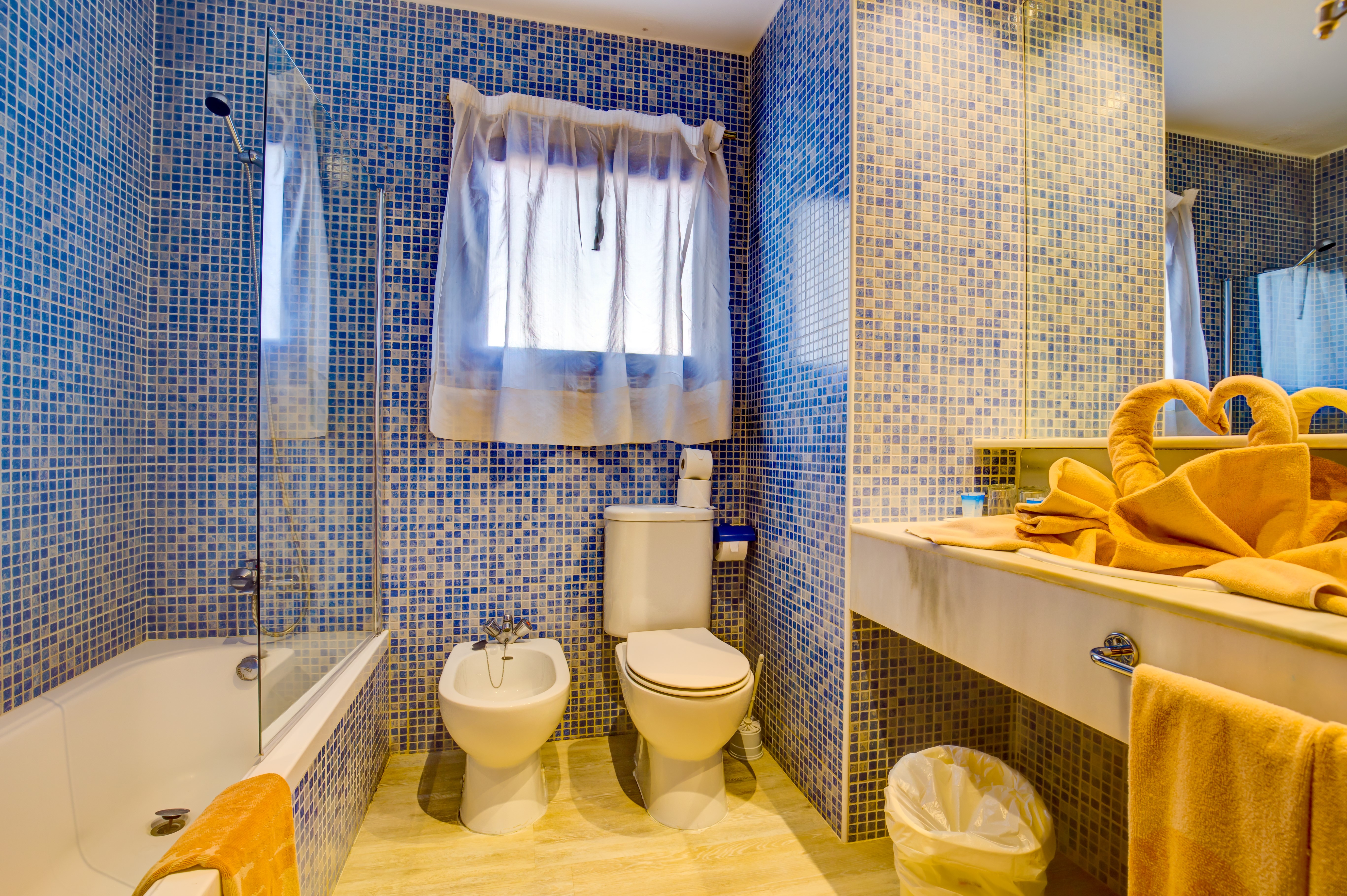 Double or Twin Capacity 3