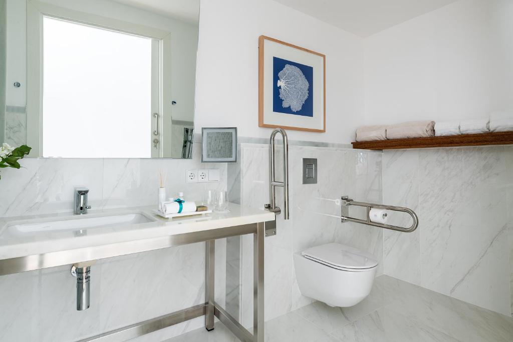 Junior Suite Accessible