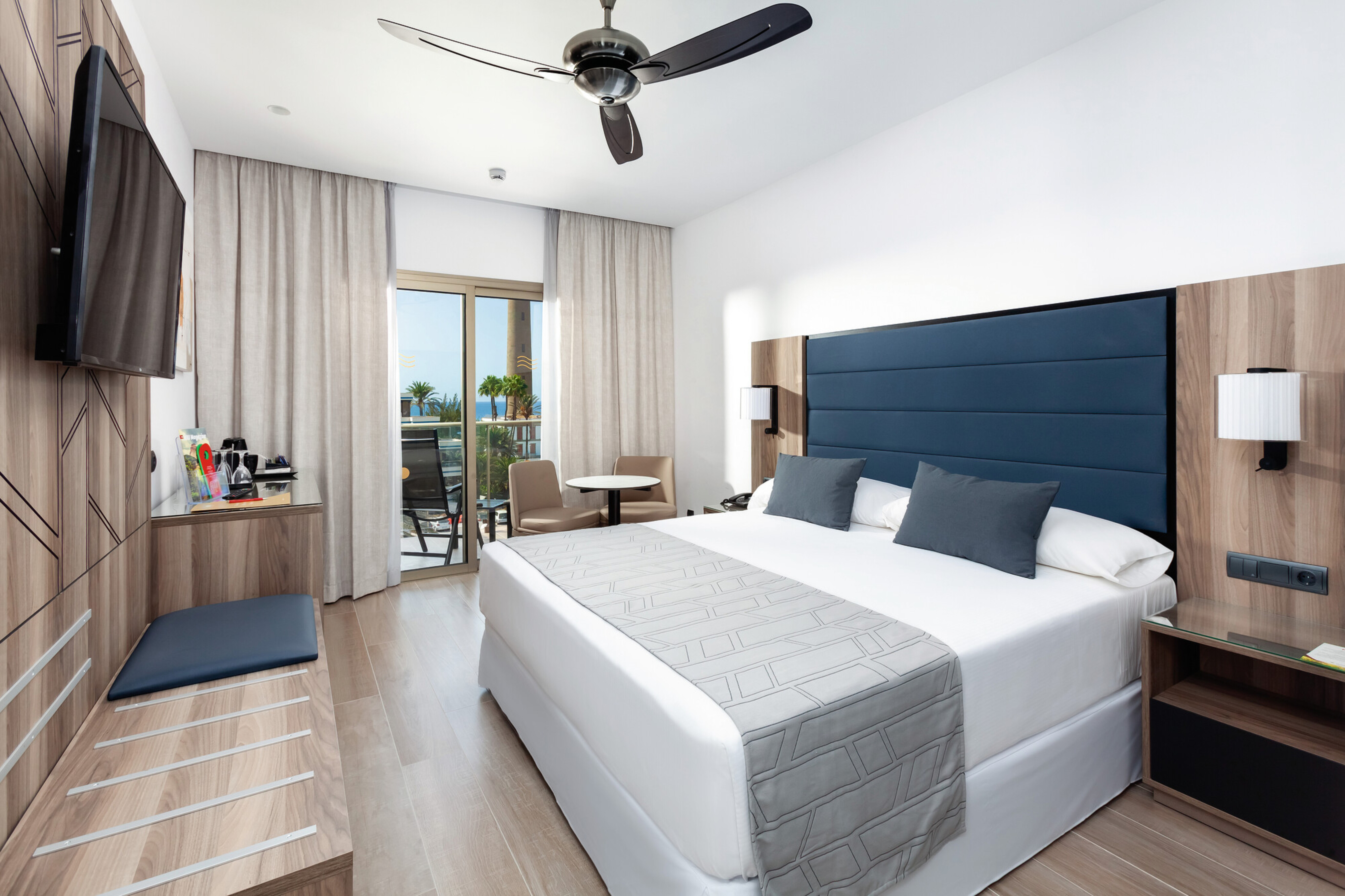 Double or Twin Side Sea View with Balcony