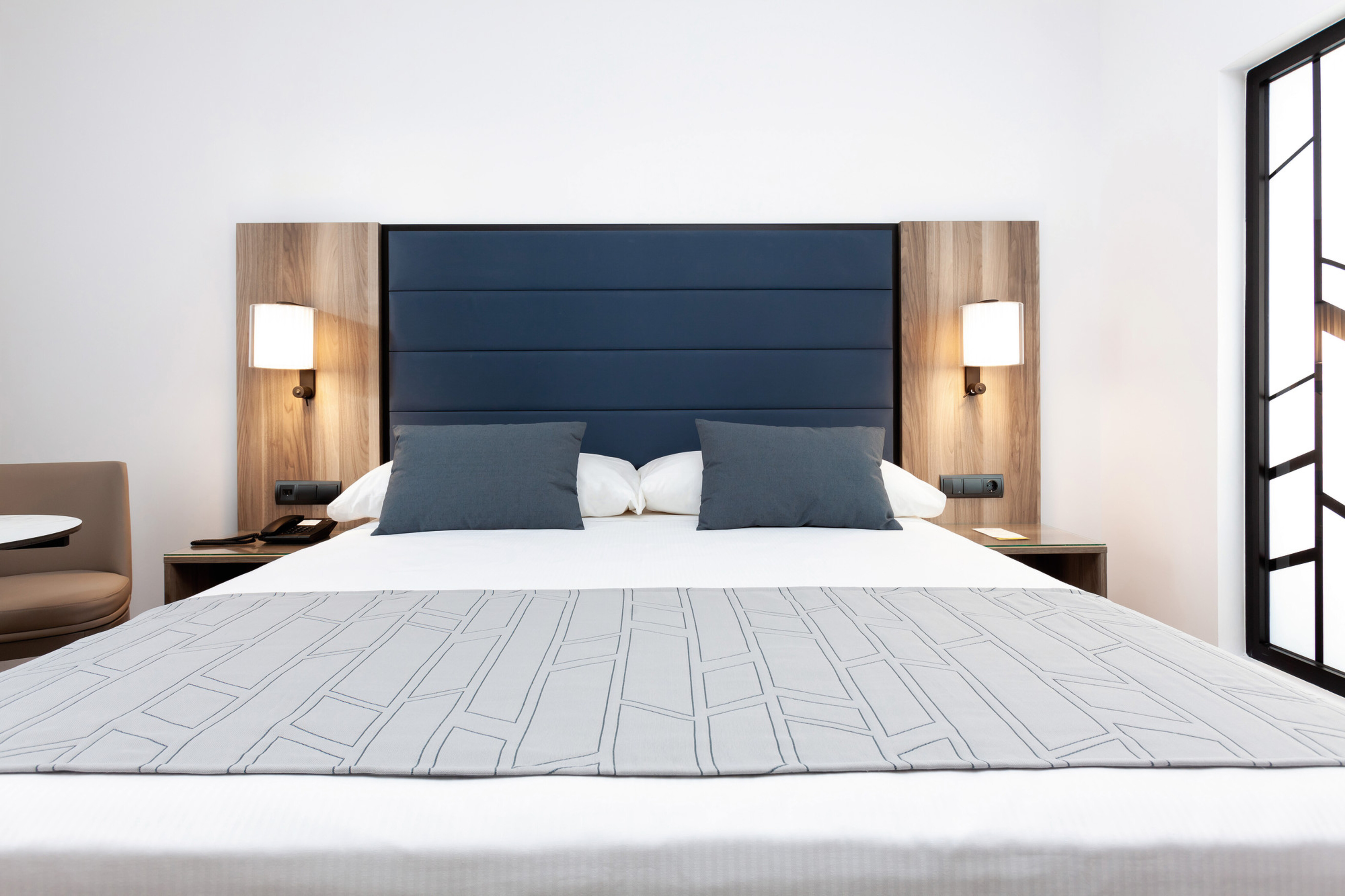 Double or Twin Side Sea View with Balcony