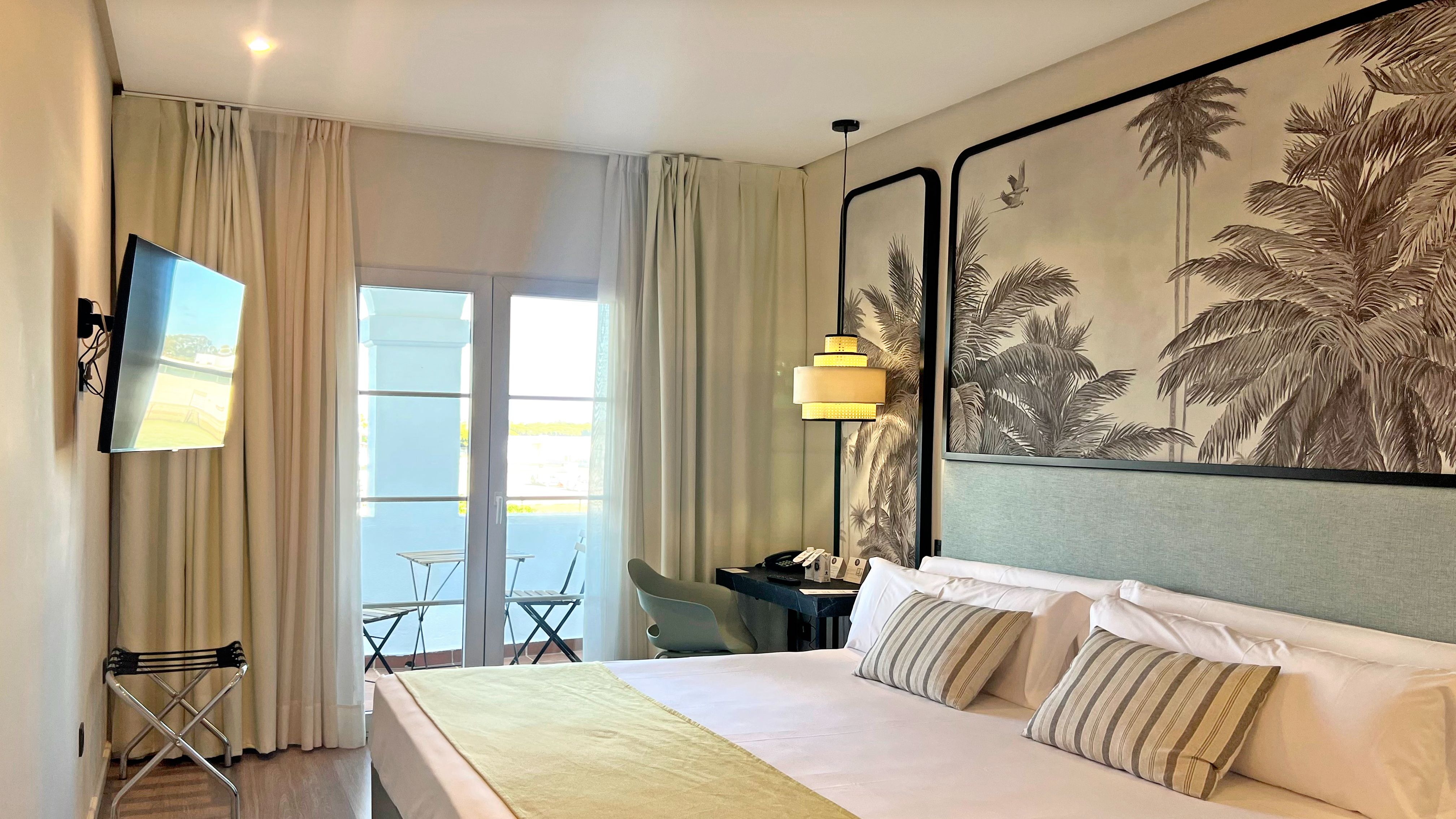 Double or Twin Superior