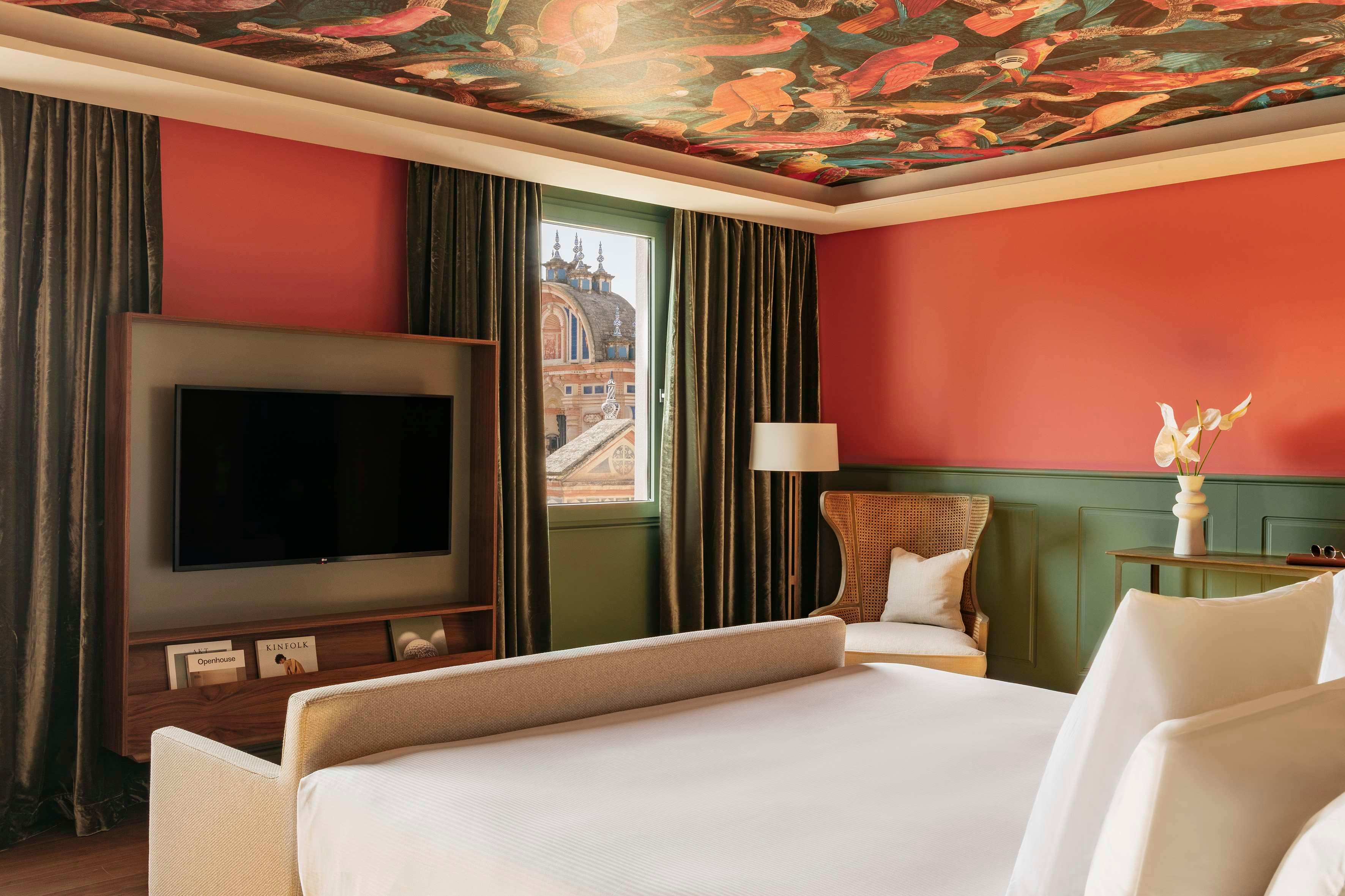 Junior Suite with Views