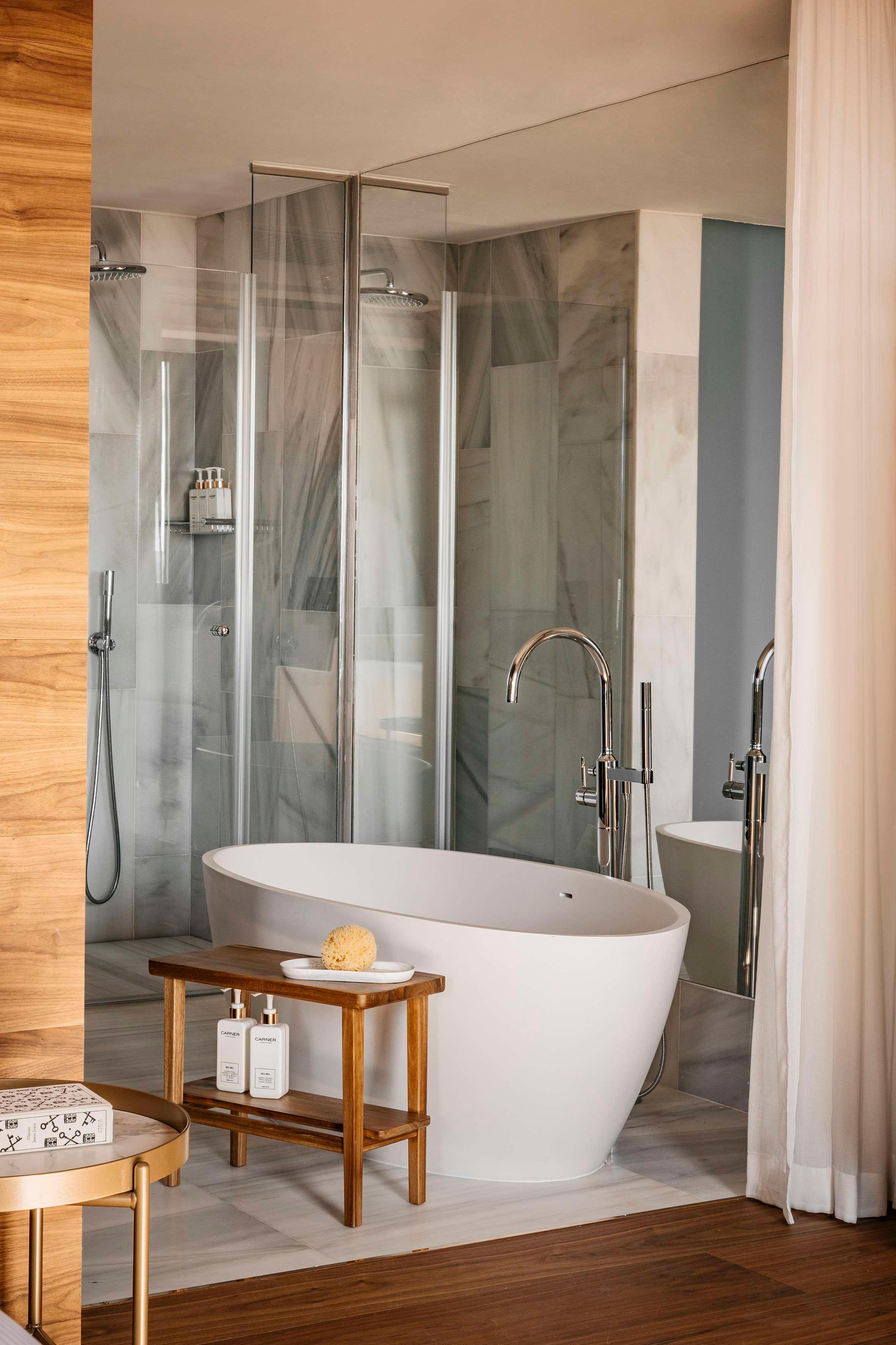 Junior Suite with Views