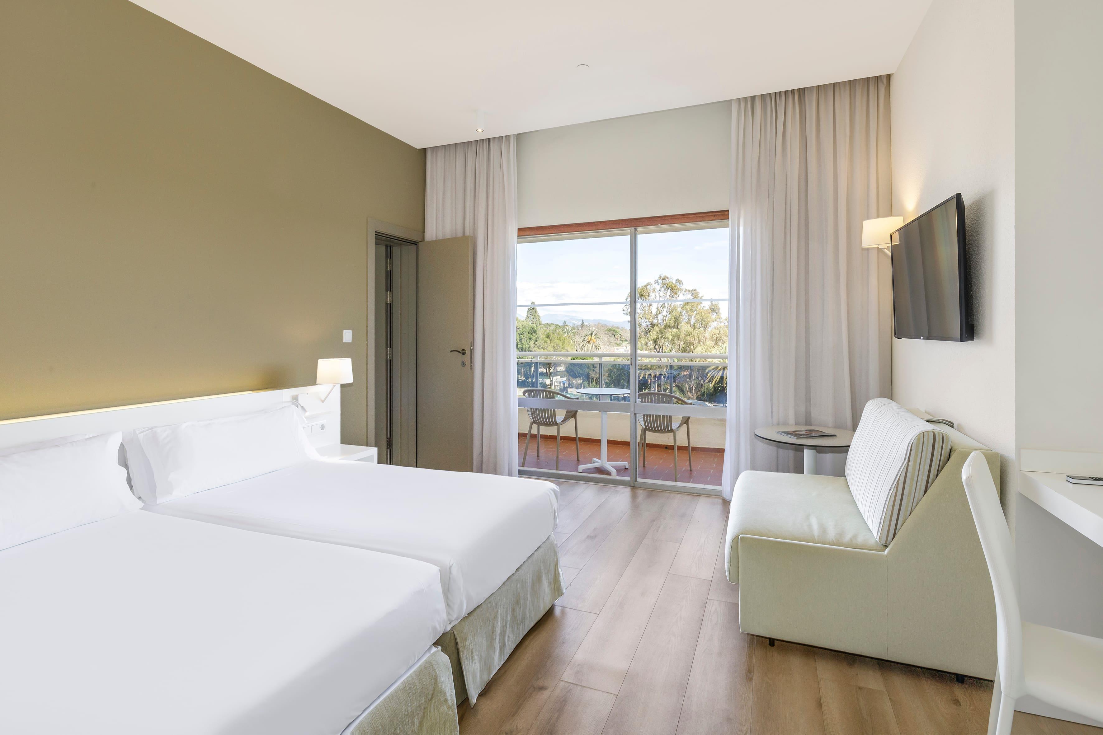 Room Connecting Room