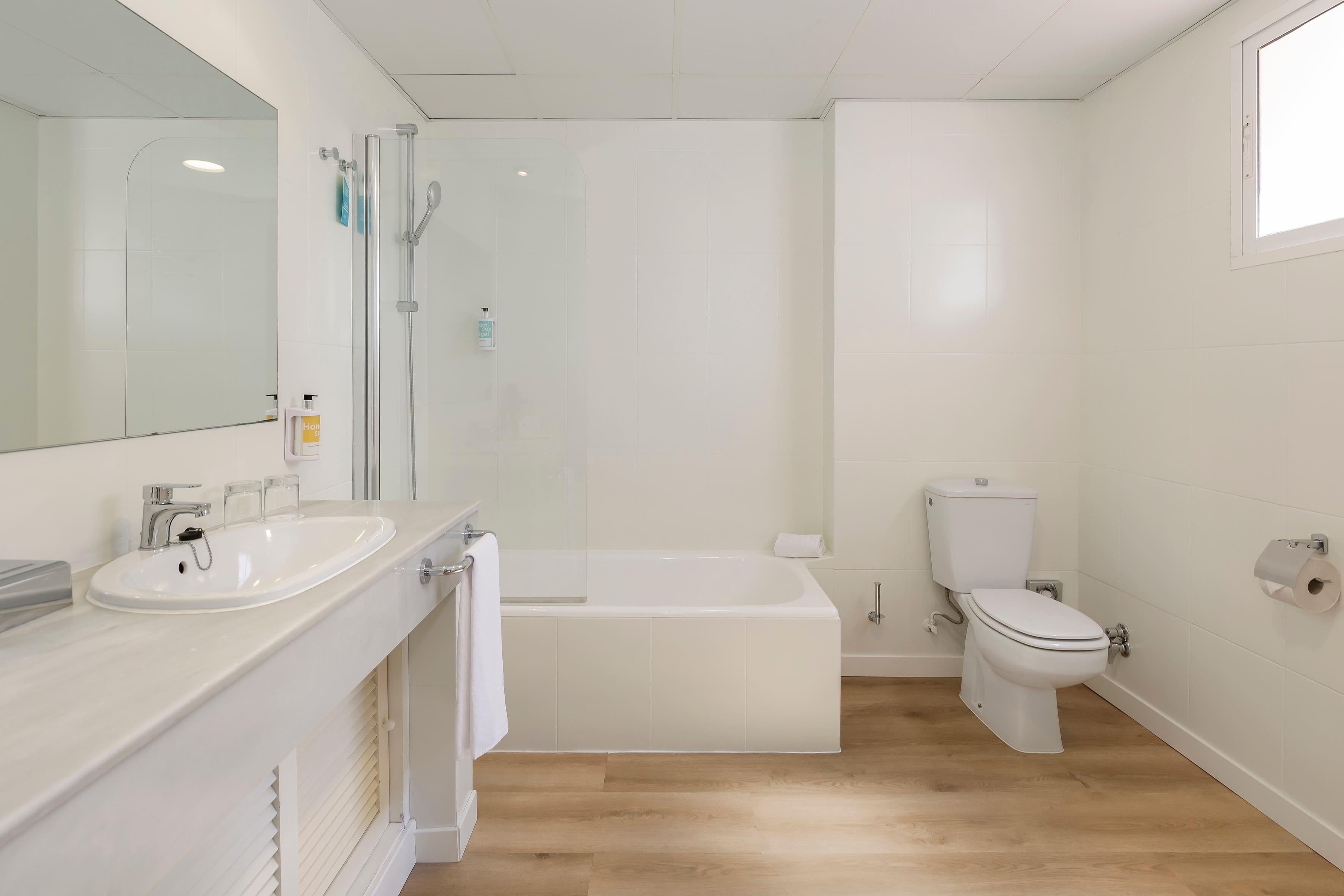 Family Room Connecting Room