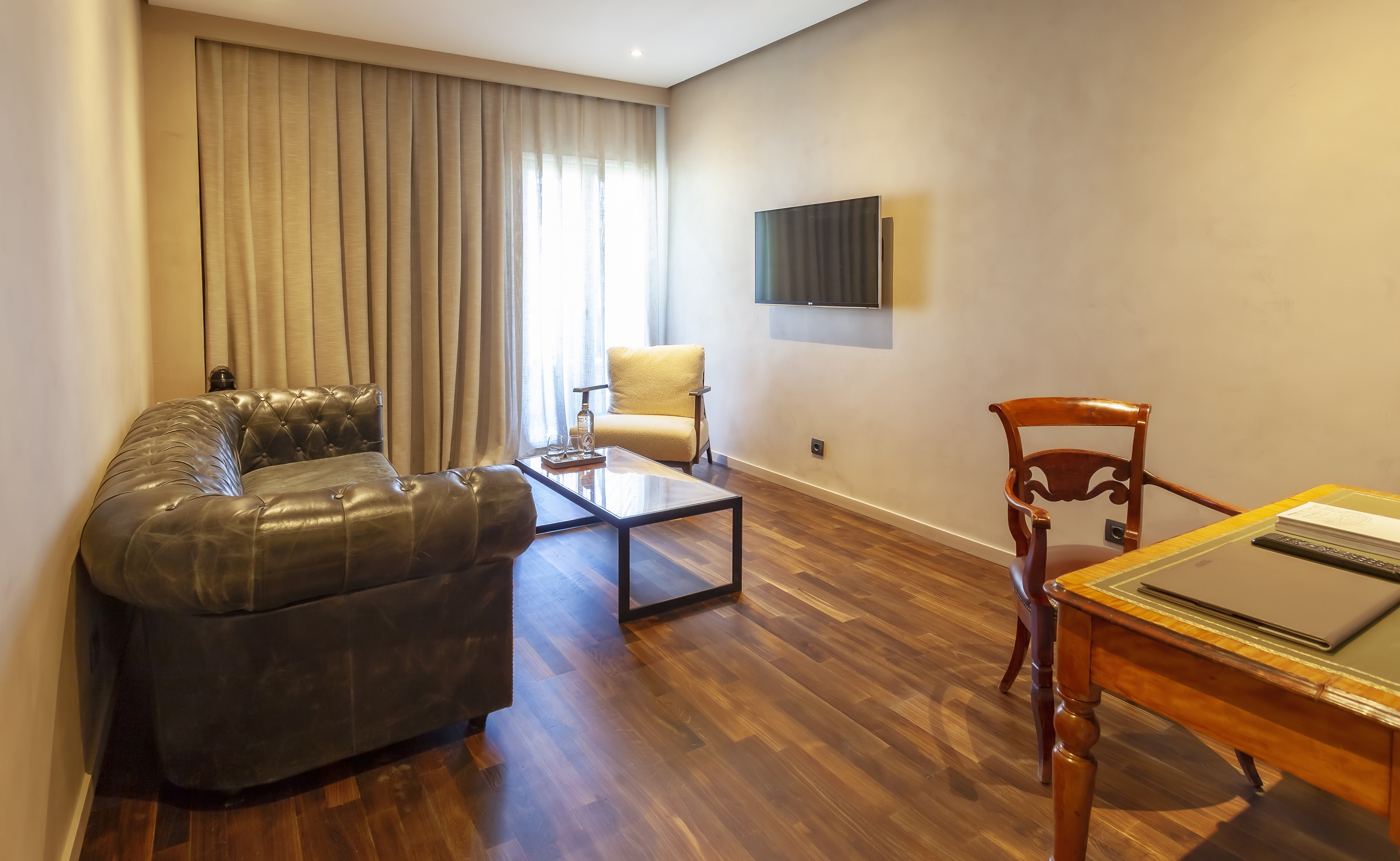 Double Duplex Superior