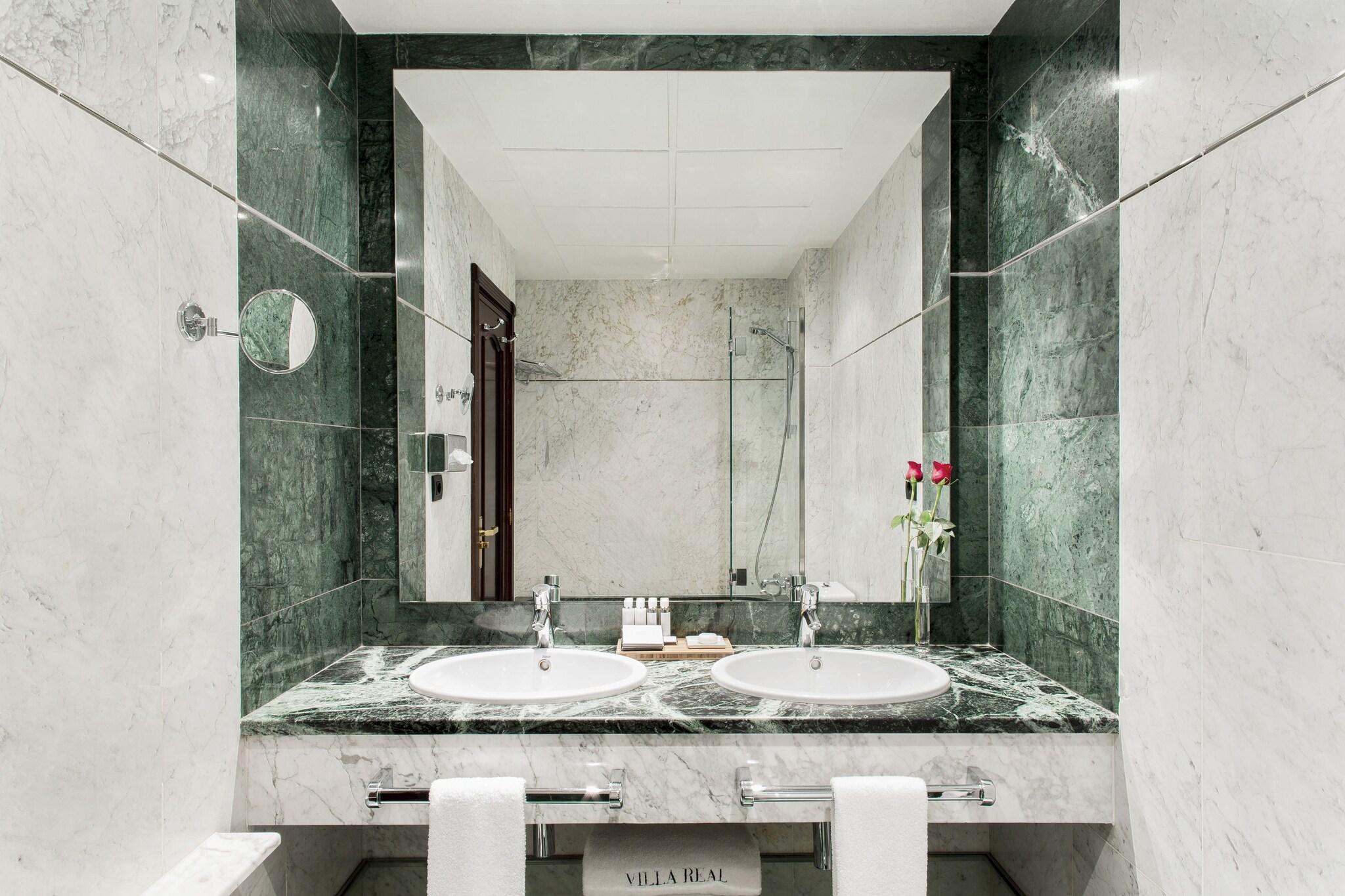 Double Single Superior