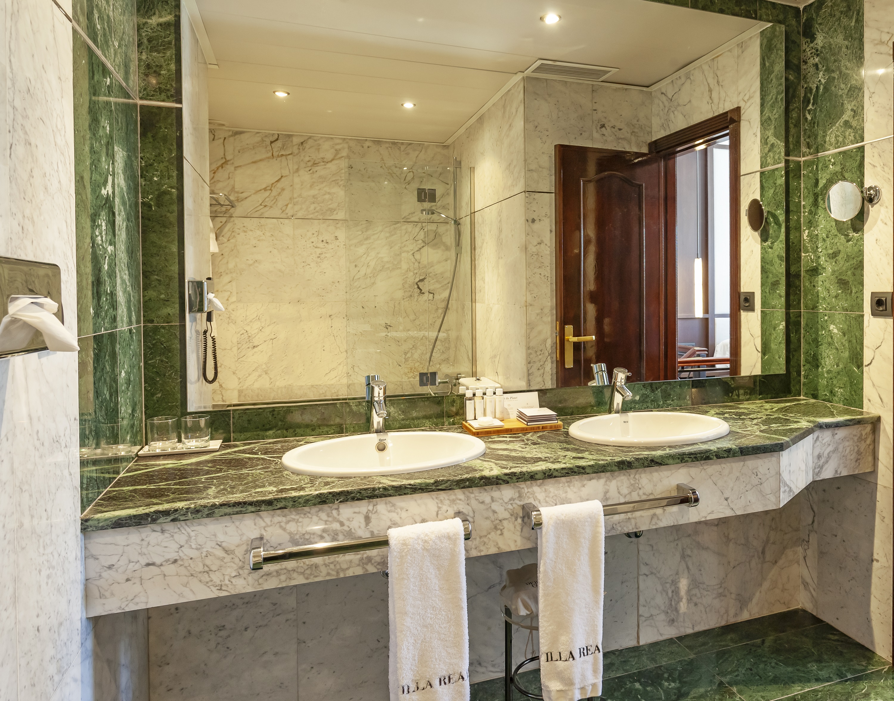 Family Room Superior