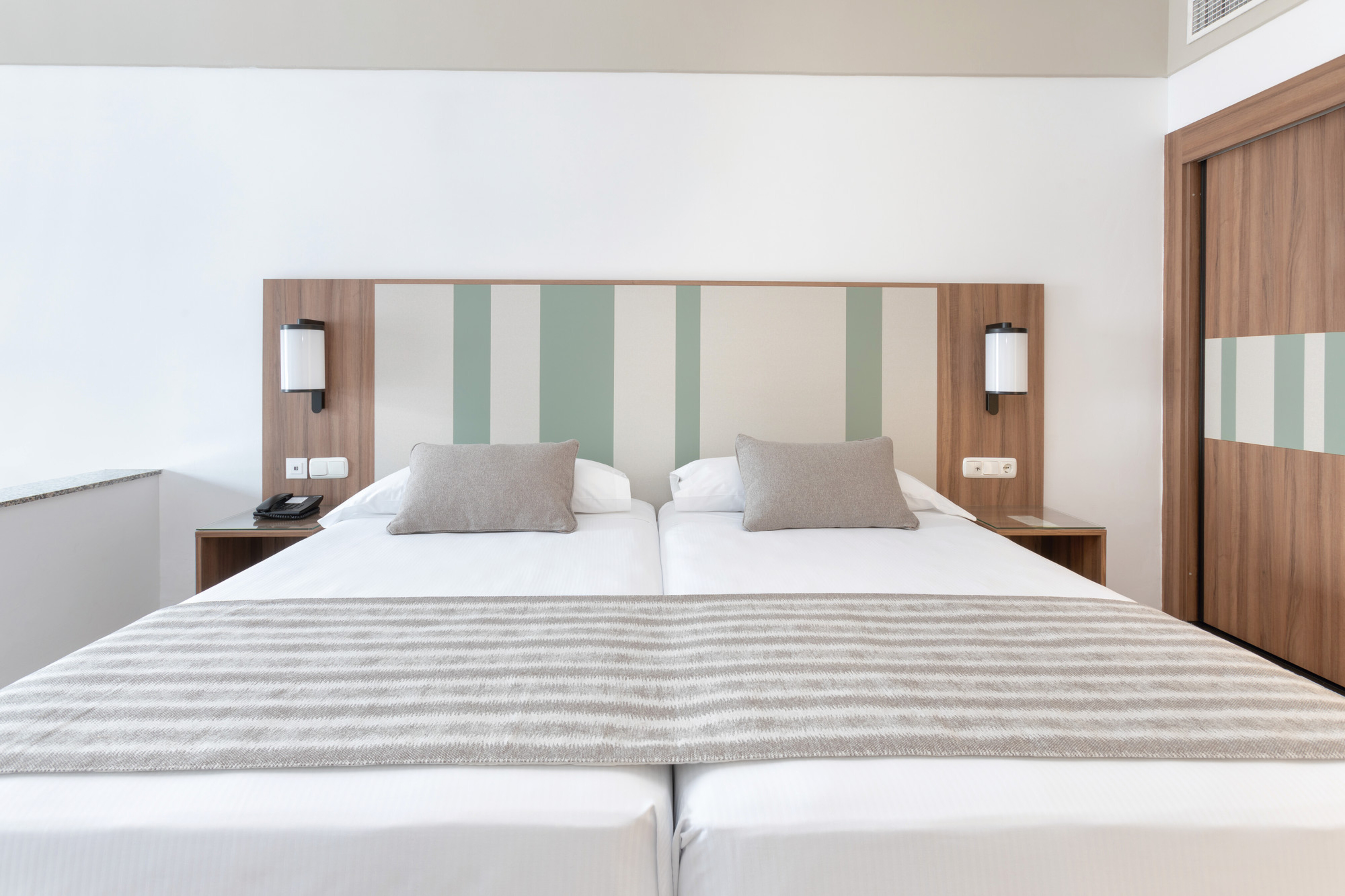 Double or Twin Grand