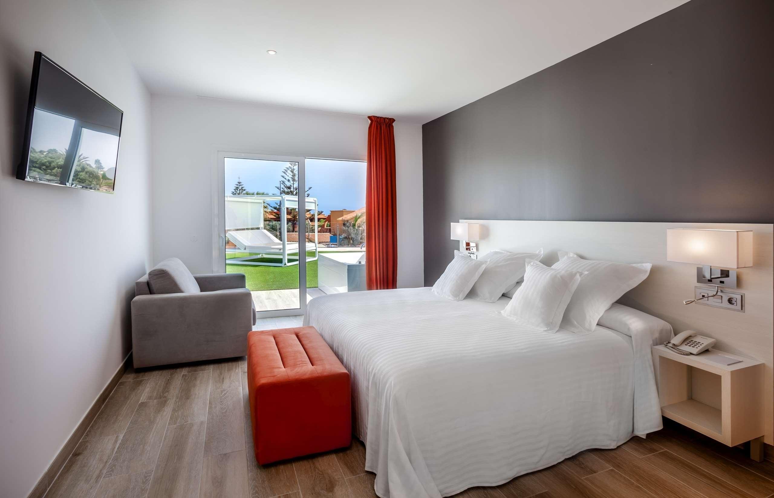 Double or Twin Deluxe