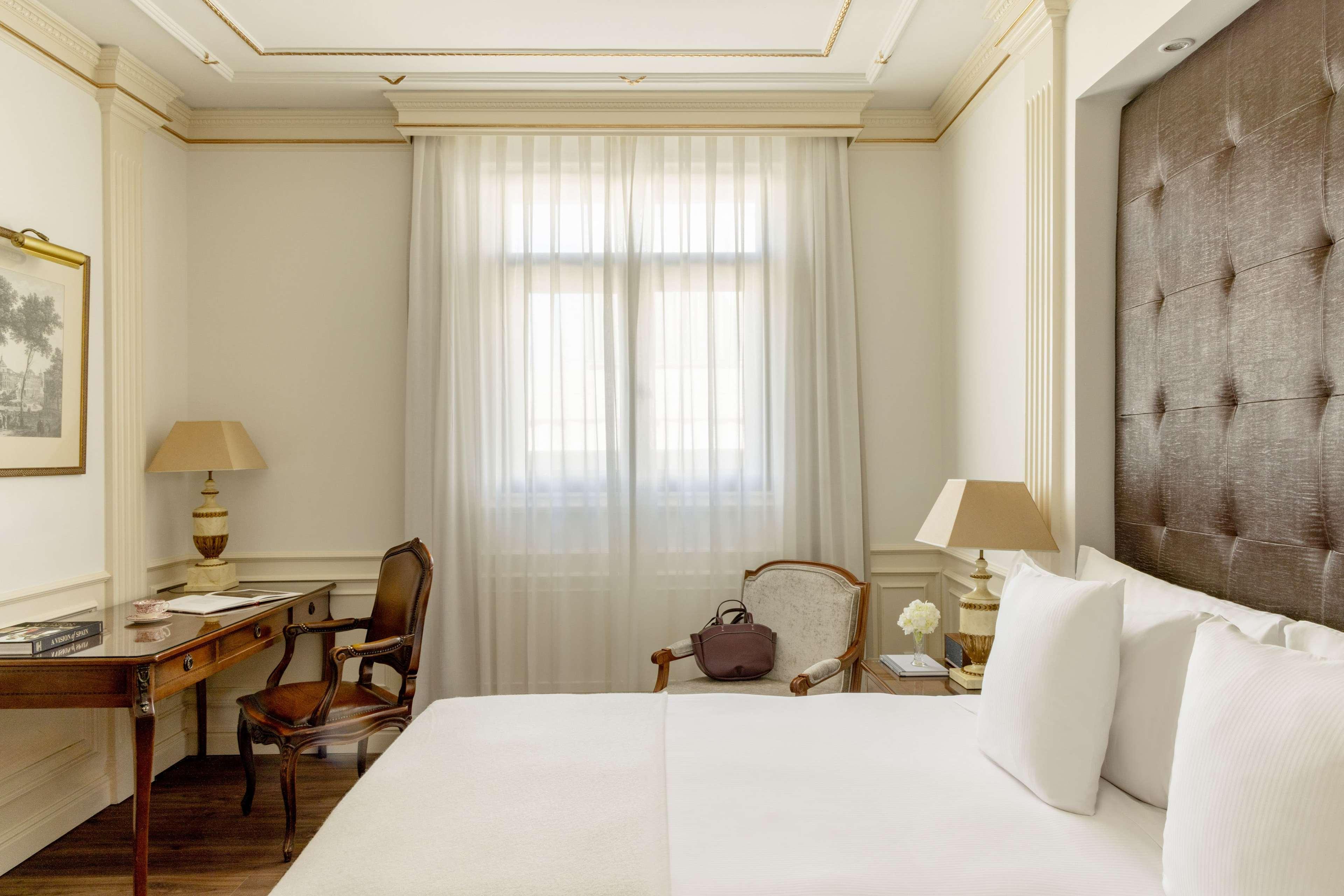 Suite One Bedroom with Terrace