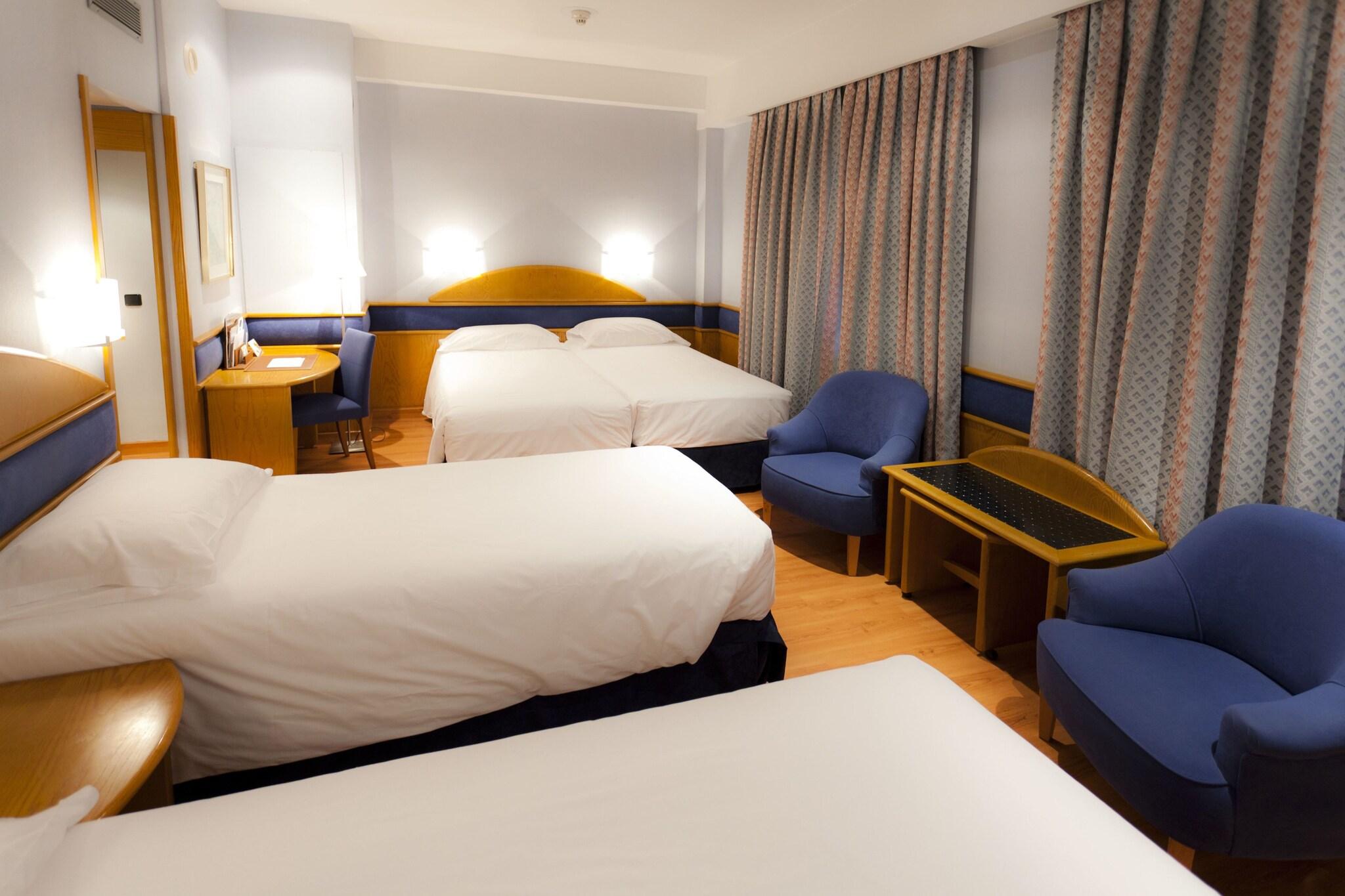 Quadruple Three Beds