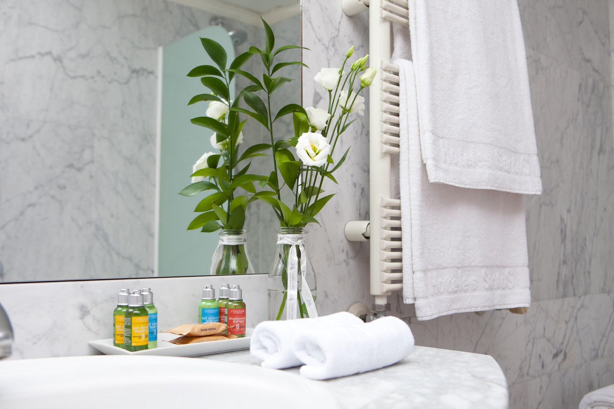 Family Room Three Beds