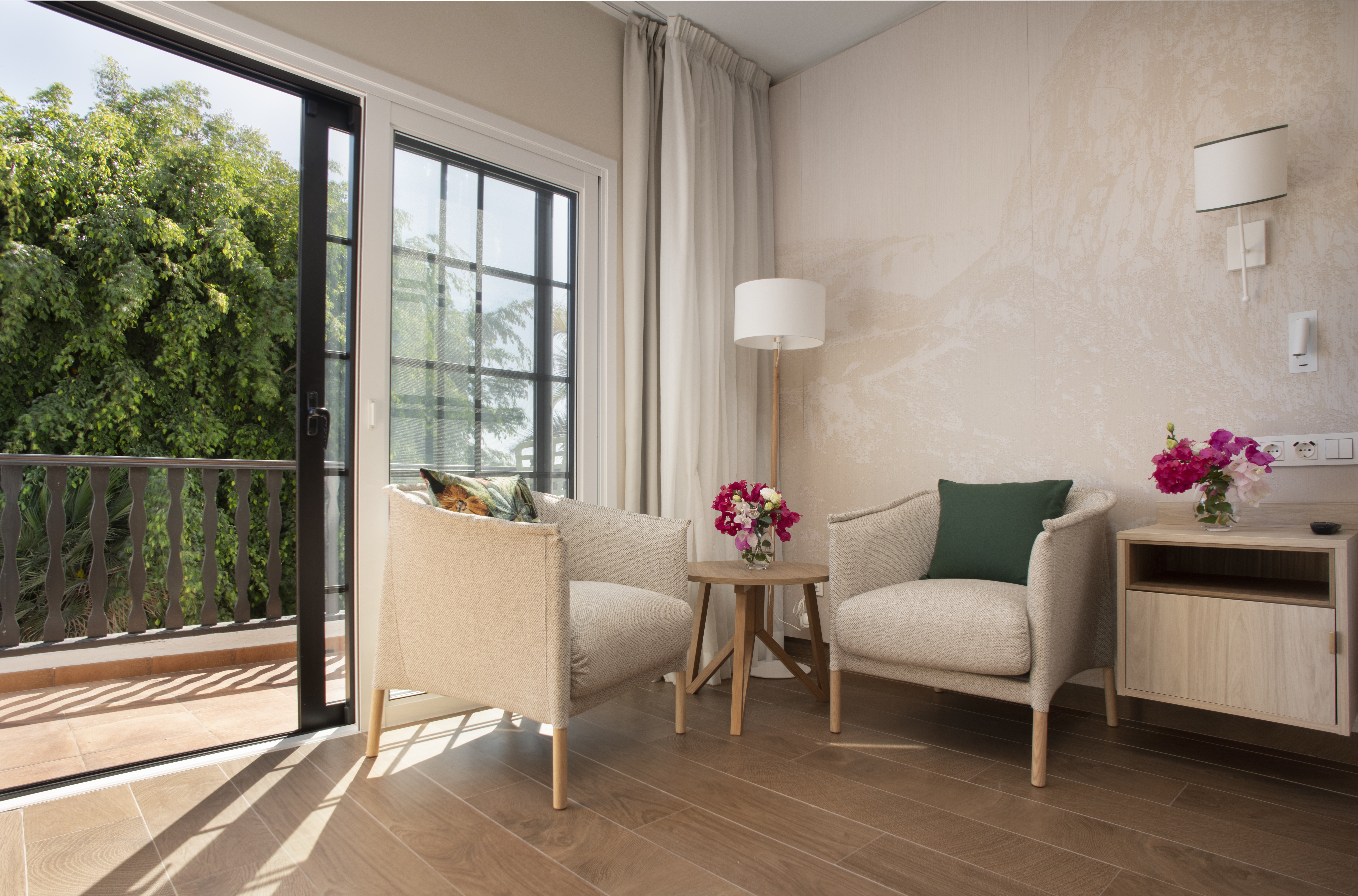 Double or Twin Standard