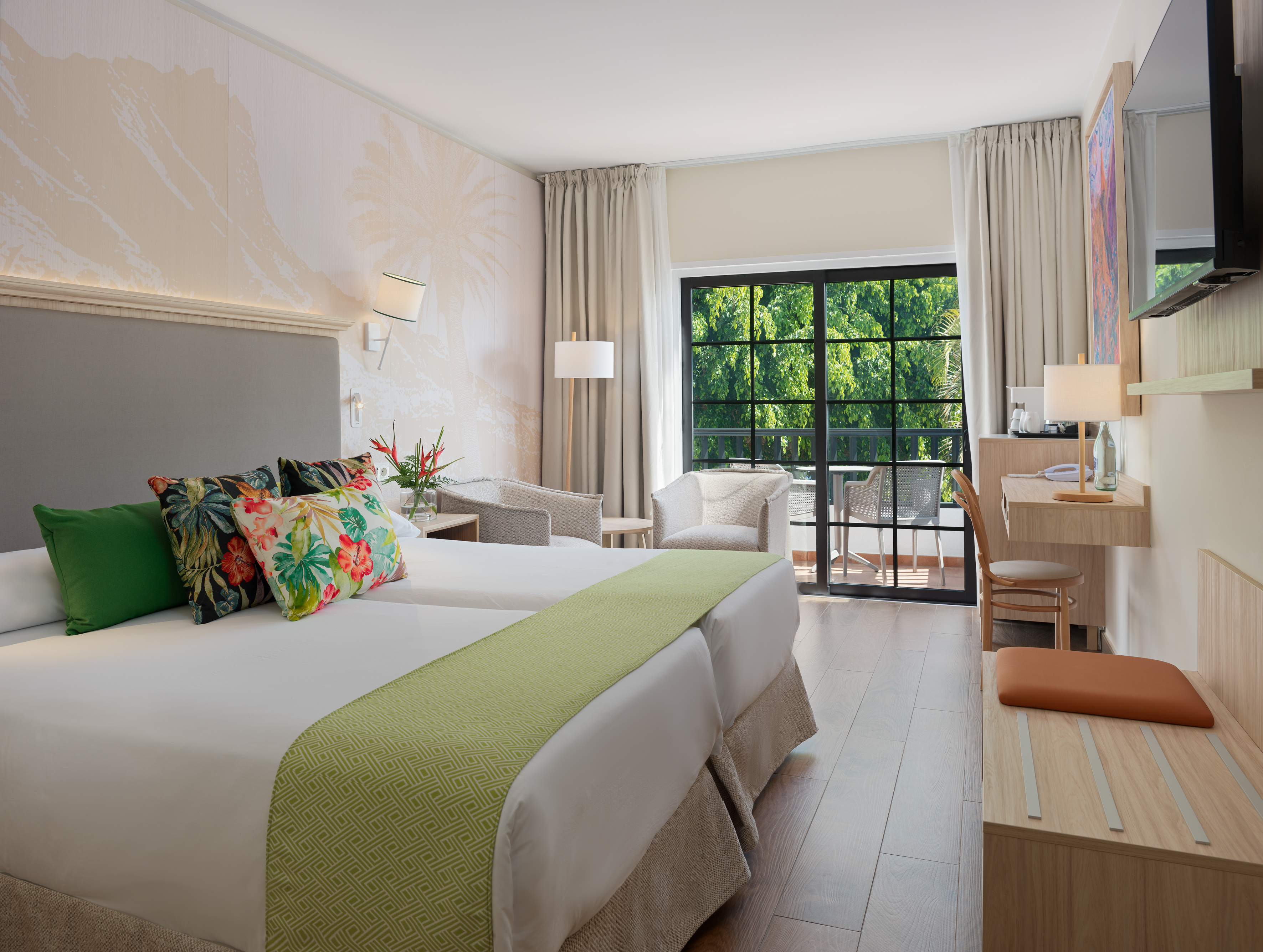 Double or Twin Standard