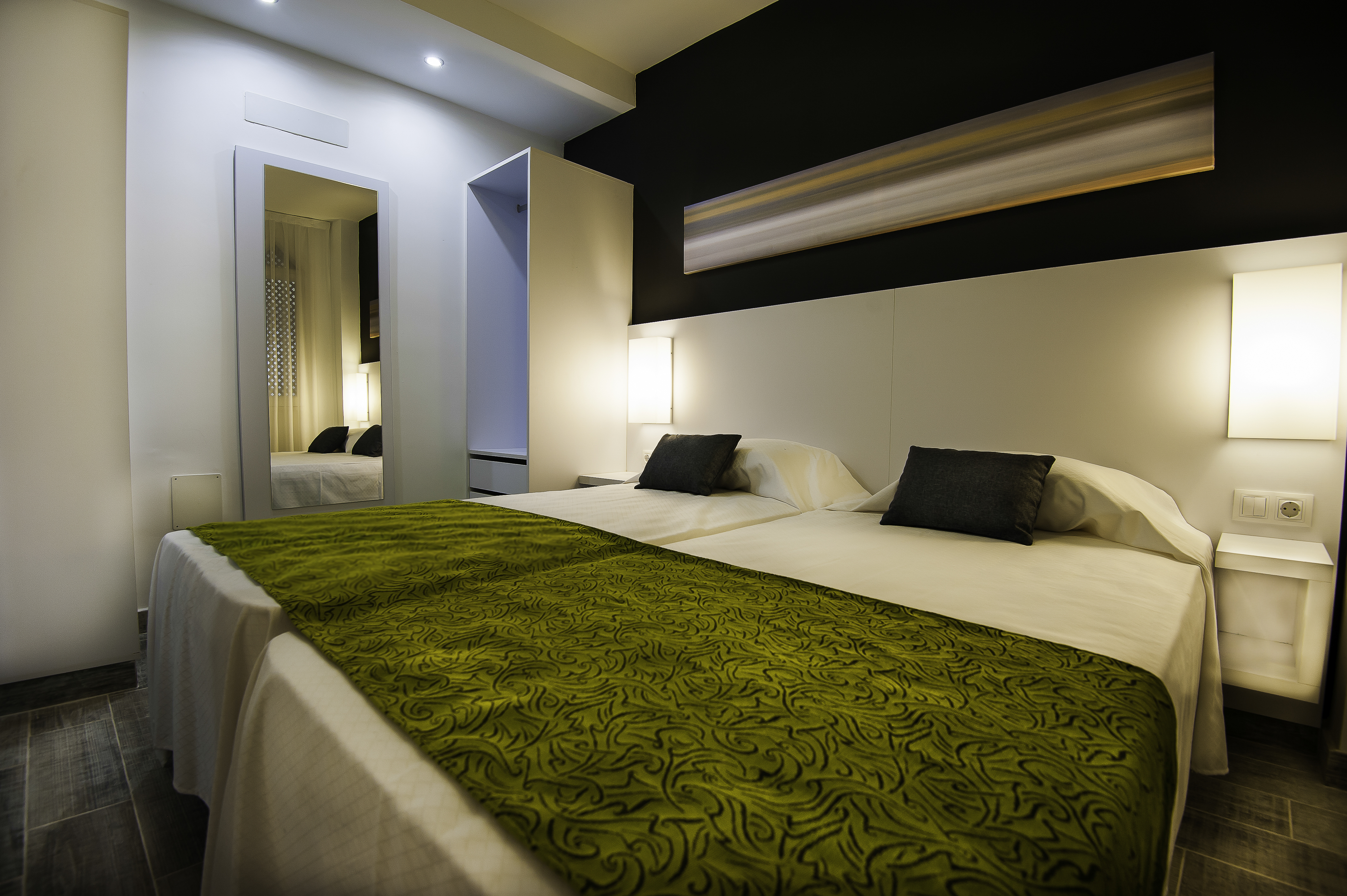 Apartment Capacity 4