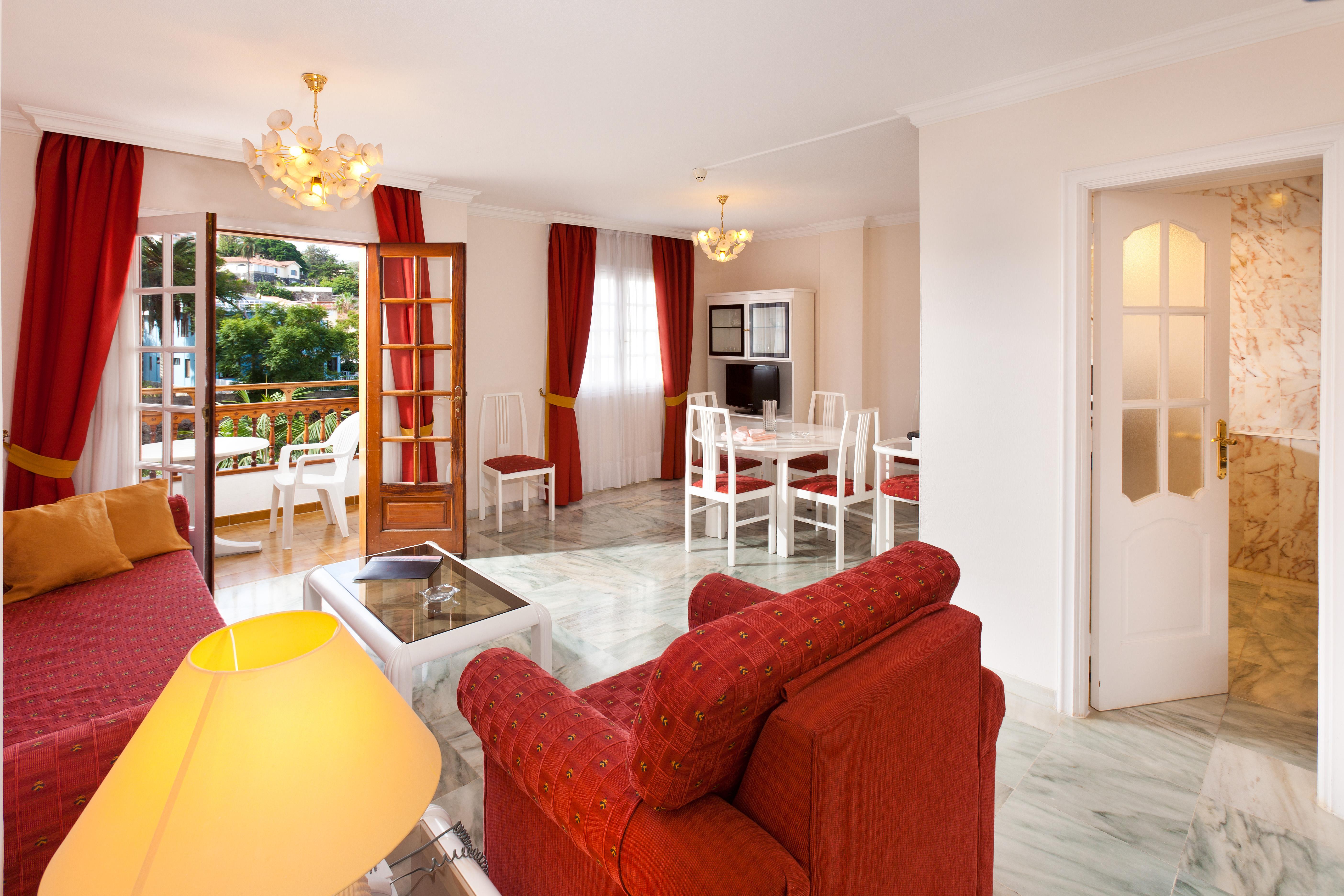 Apartment Capacity 5 Two Bedrooms