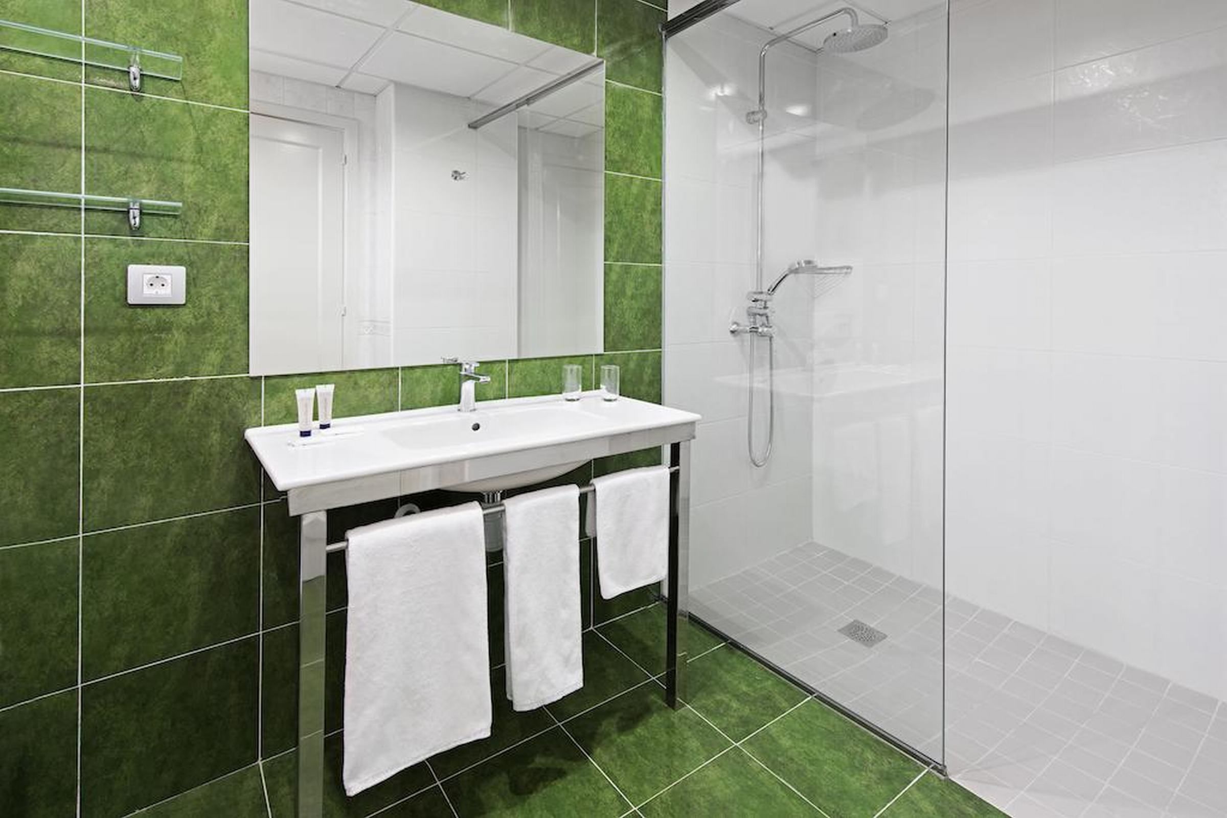 Double Single Deluxe Sea View