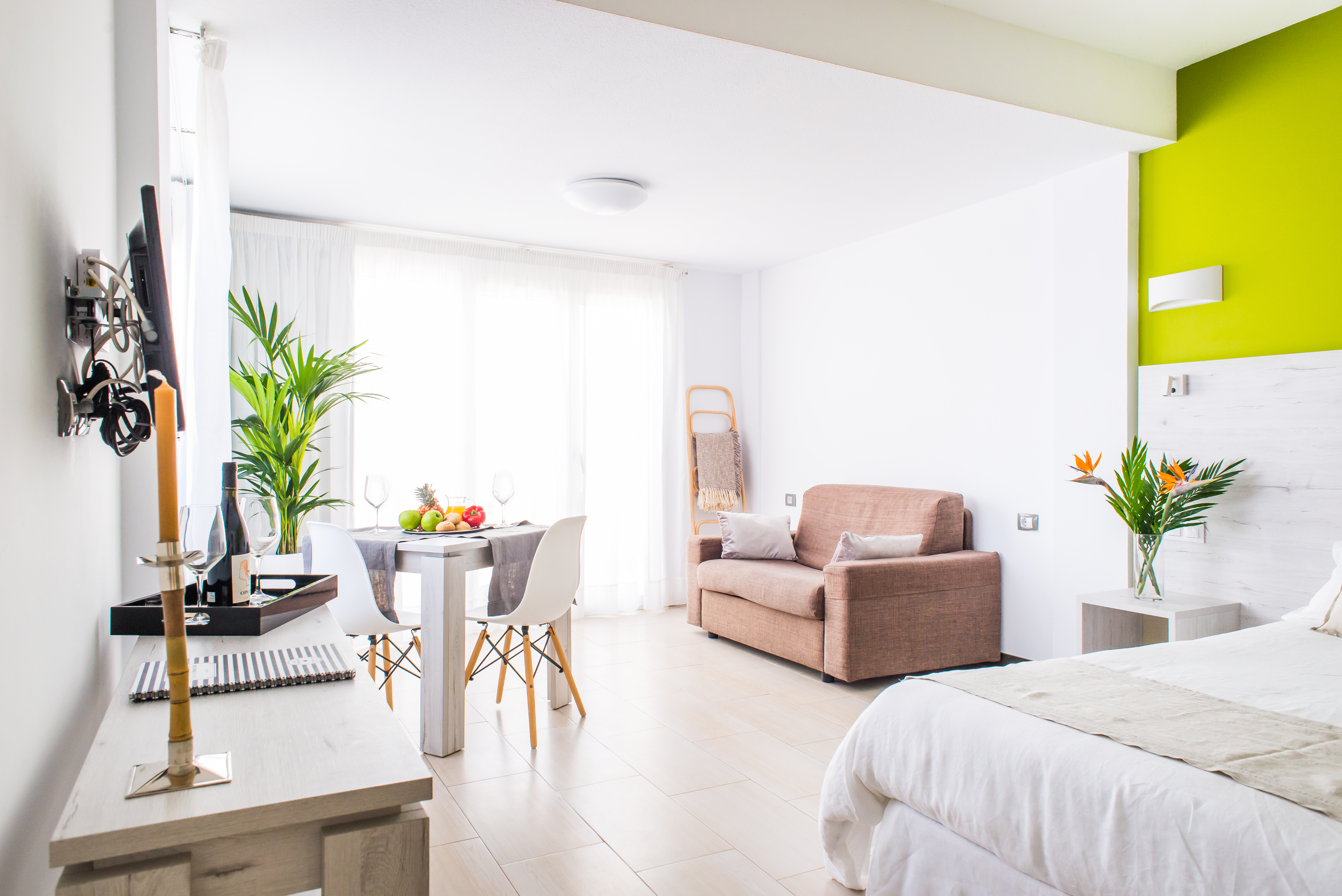 Studio Side Sea View