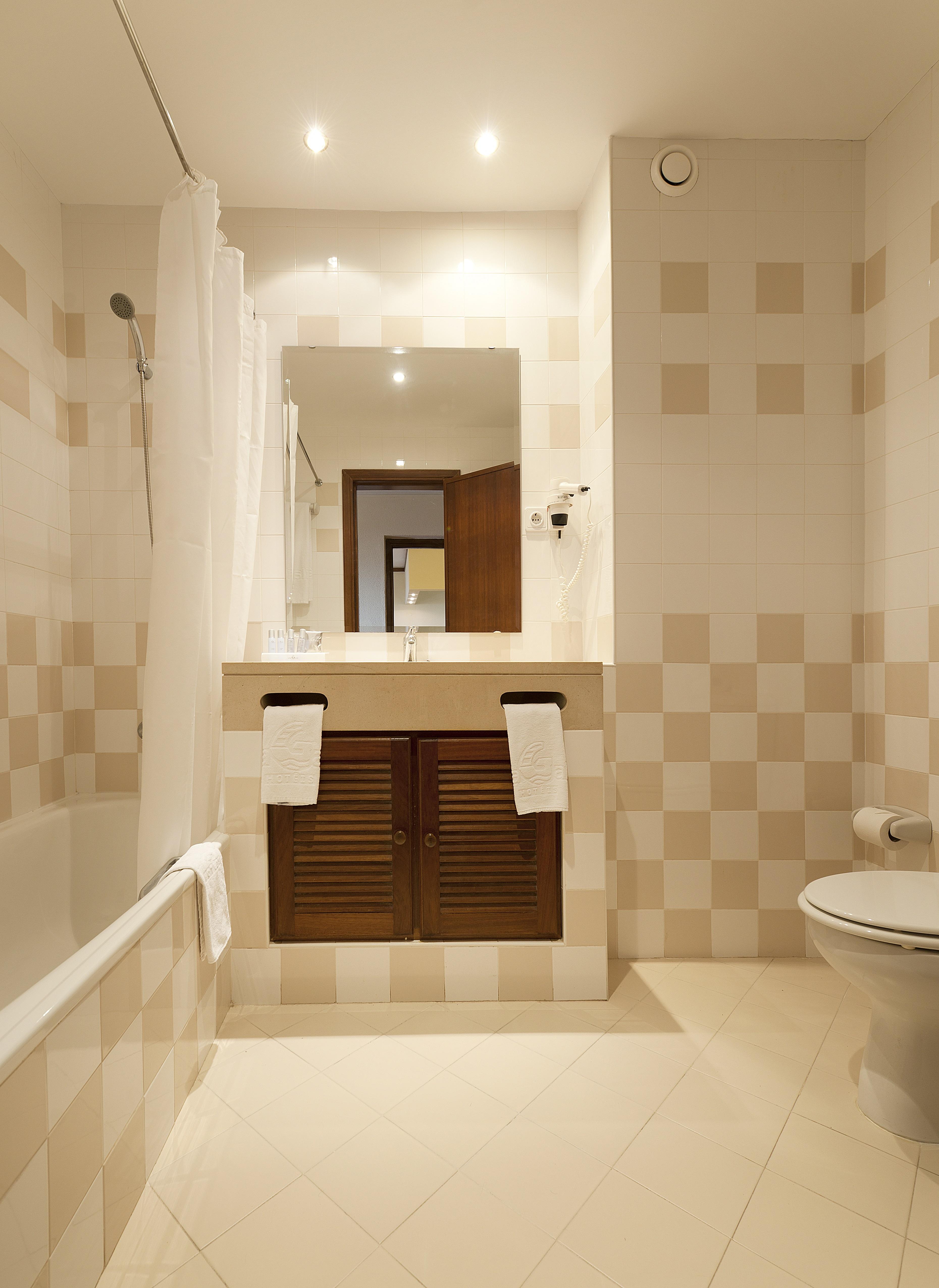 Double or Twin Sea View