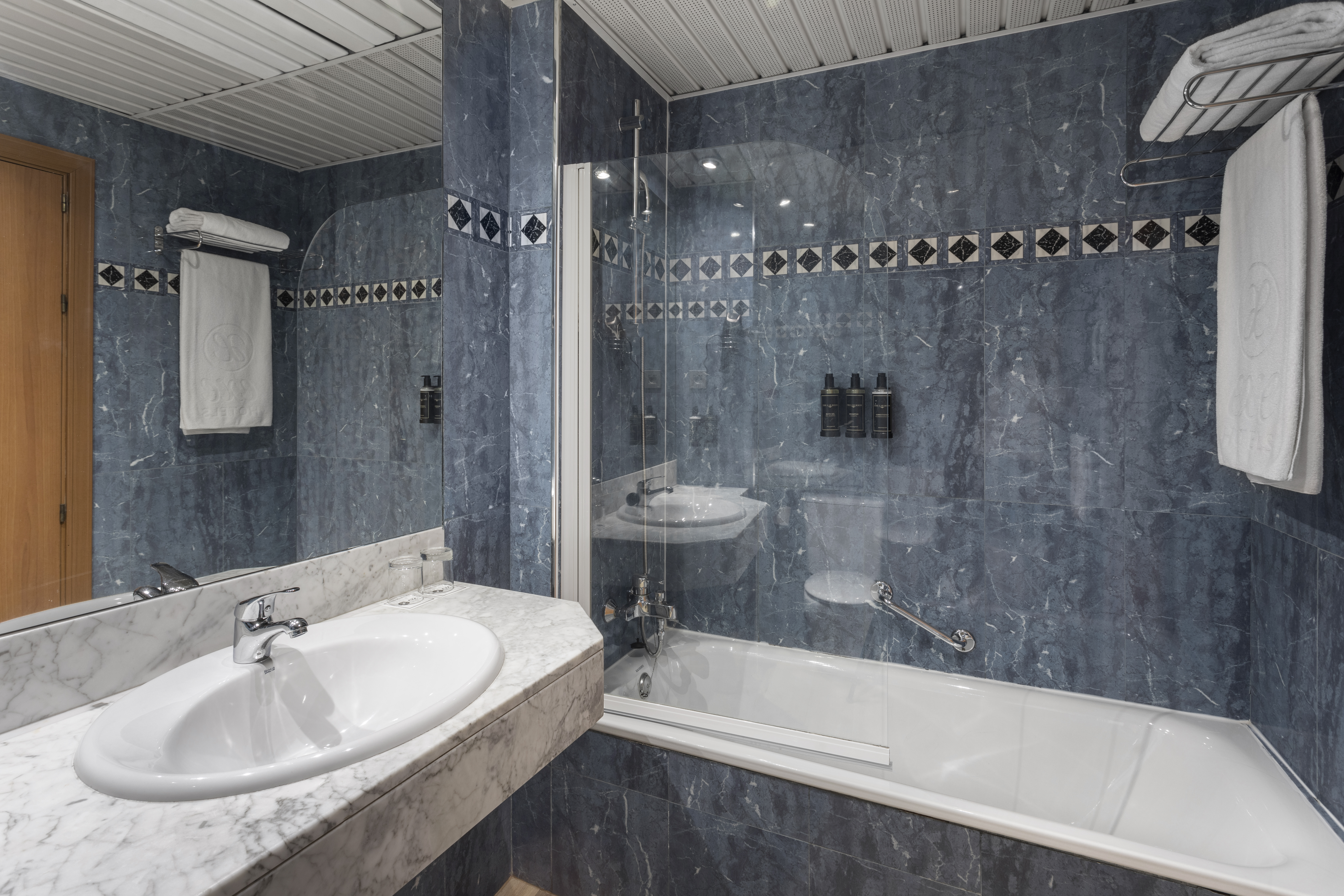 Double Single Superior