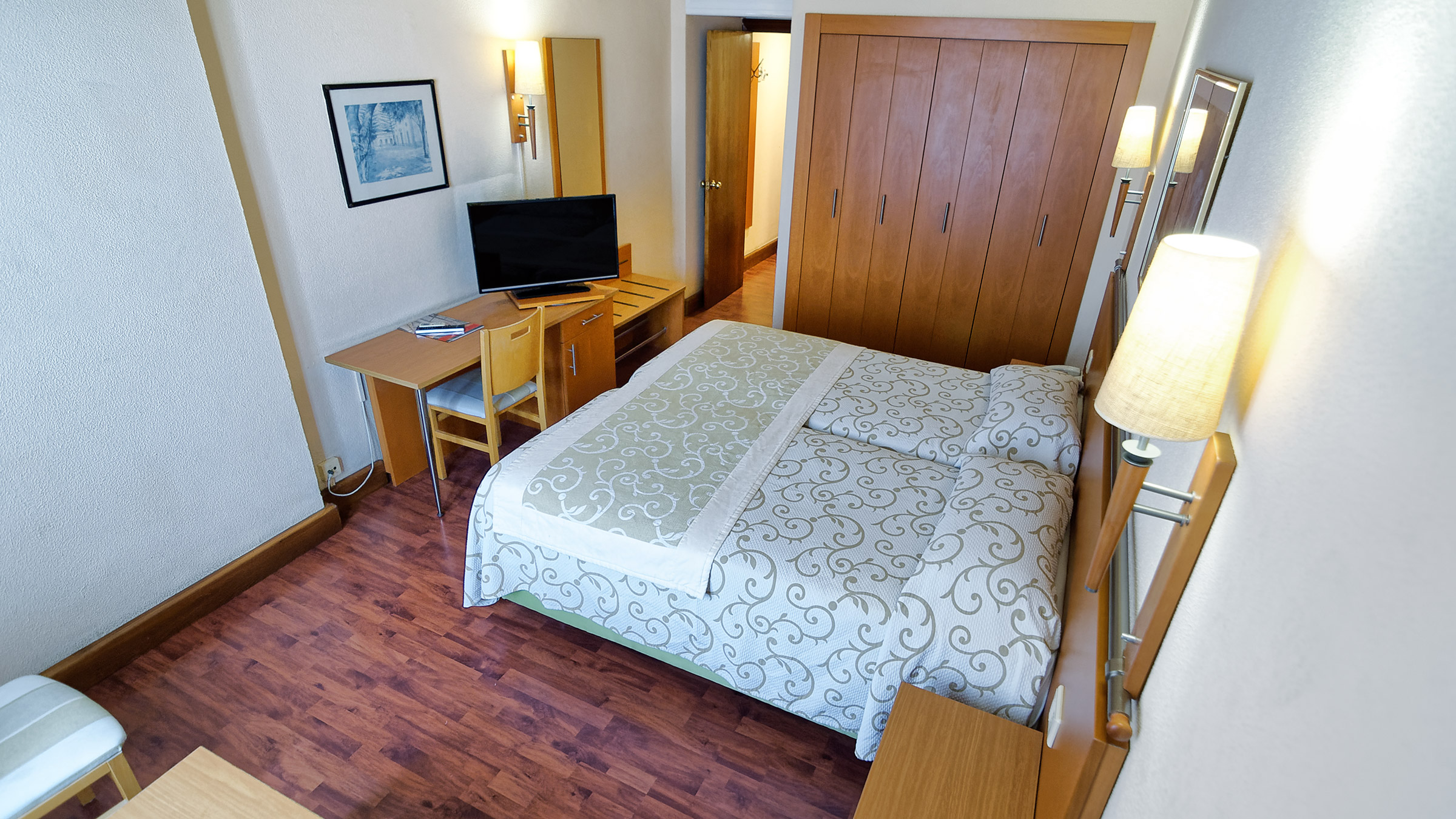 Double or Twin Standard