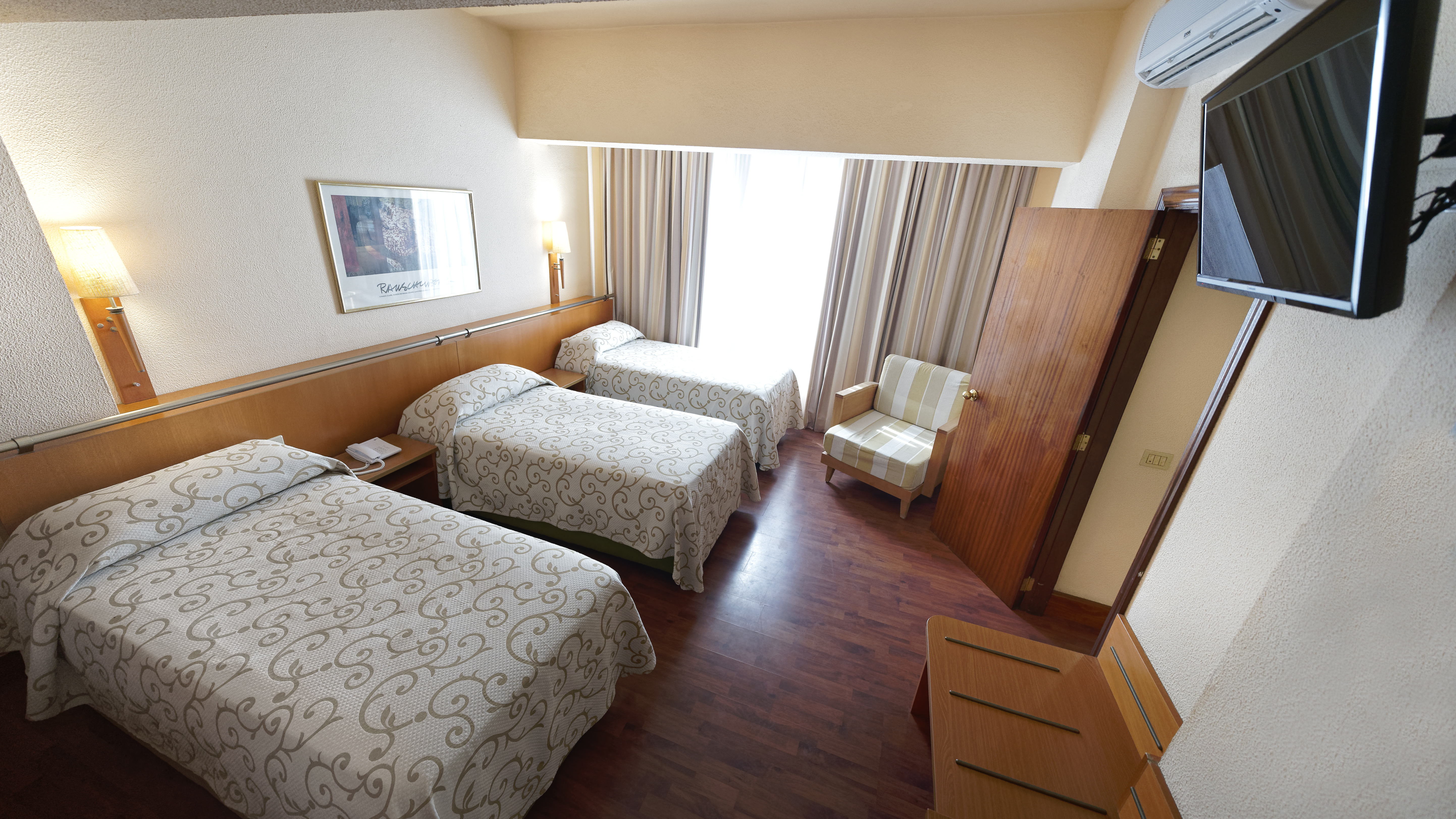 Double or Twin Standard