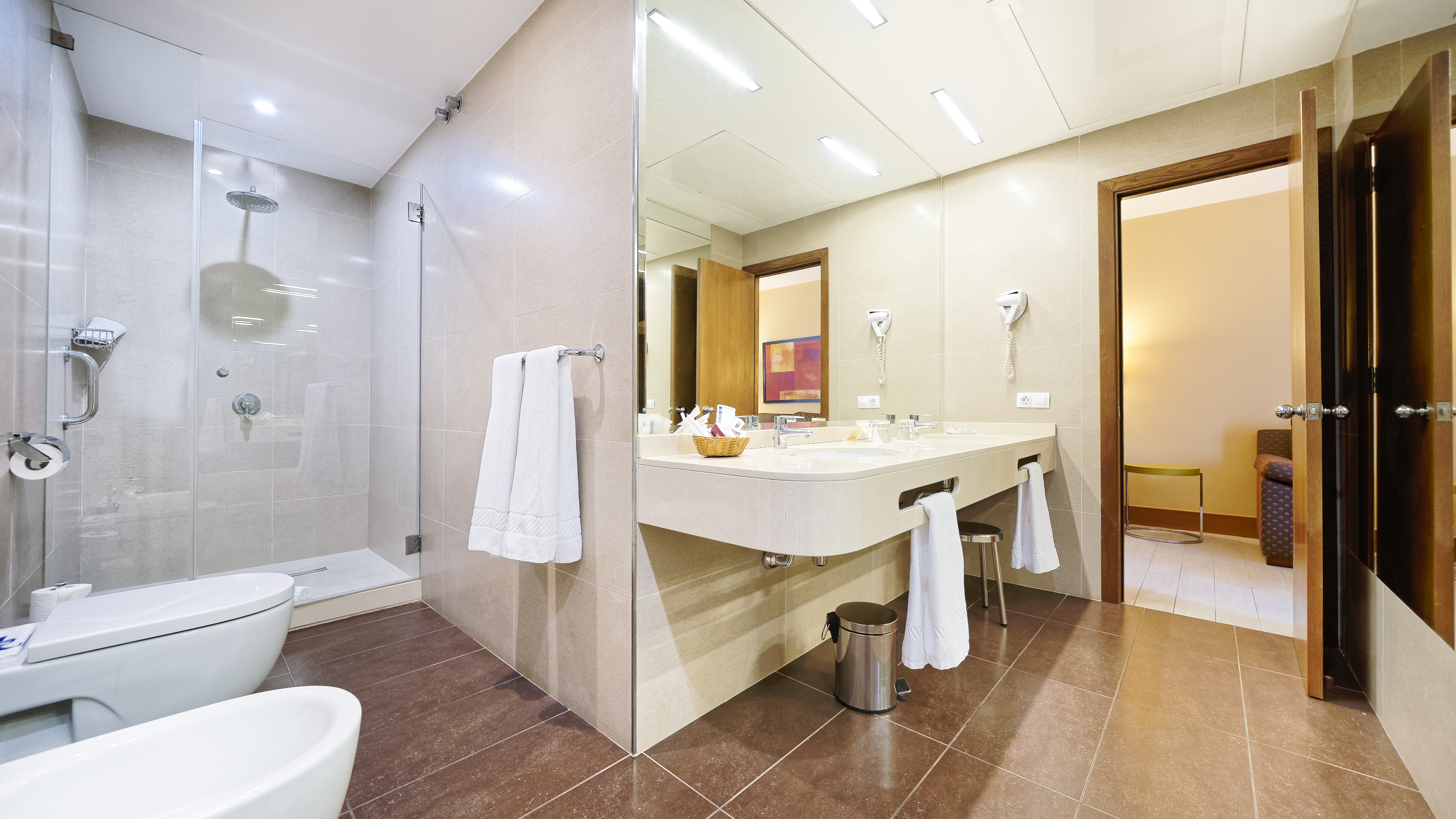 Double or Twin Superior