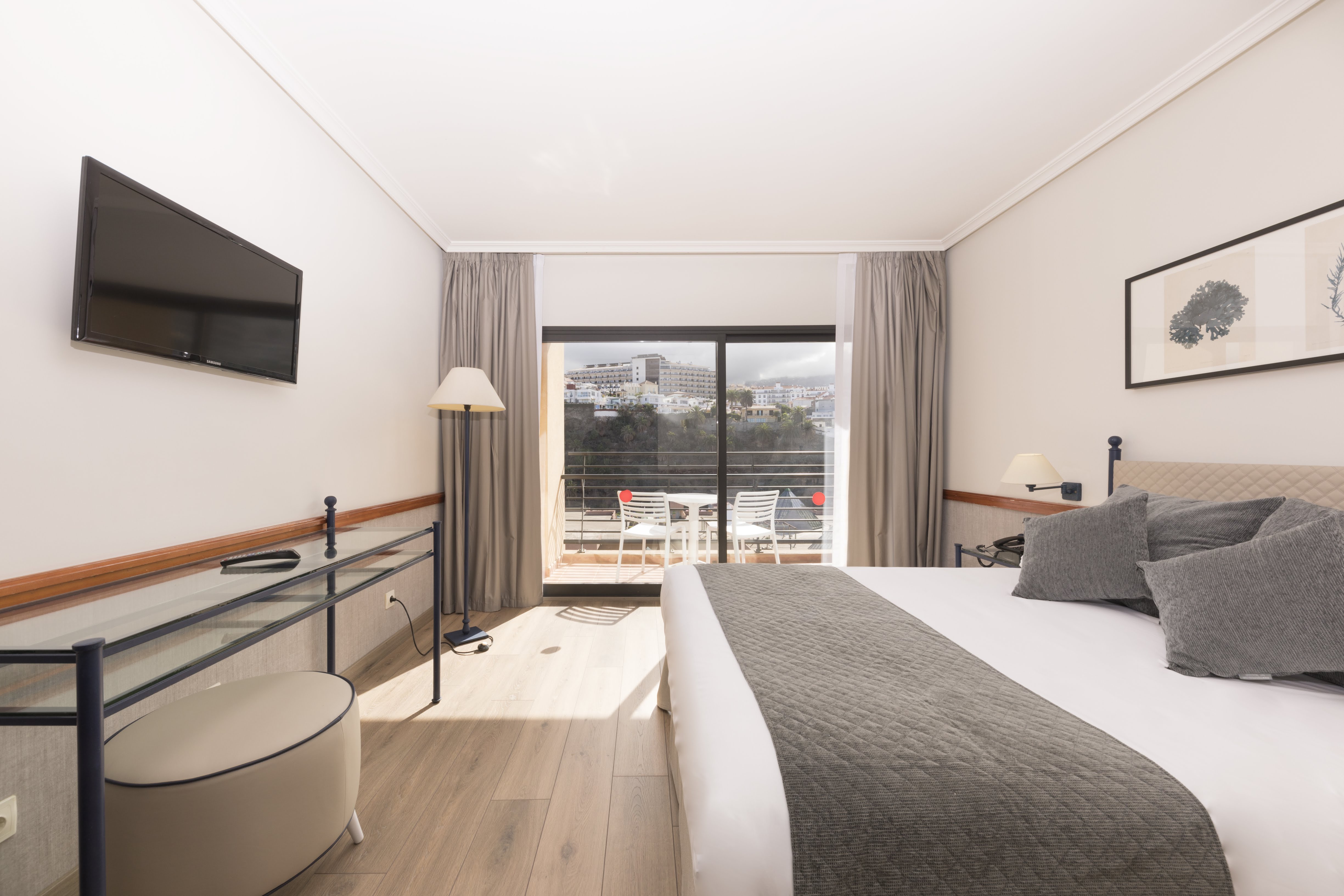 Double Single Superior