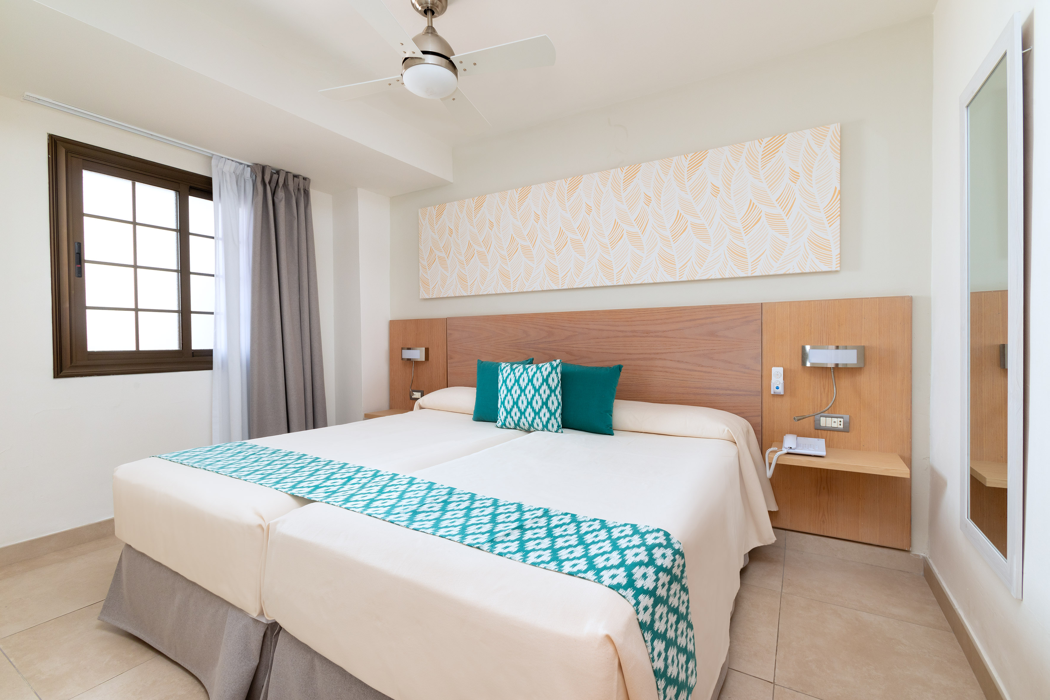 Double or Twin Standard