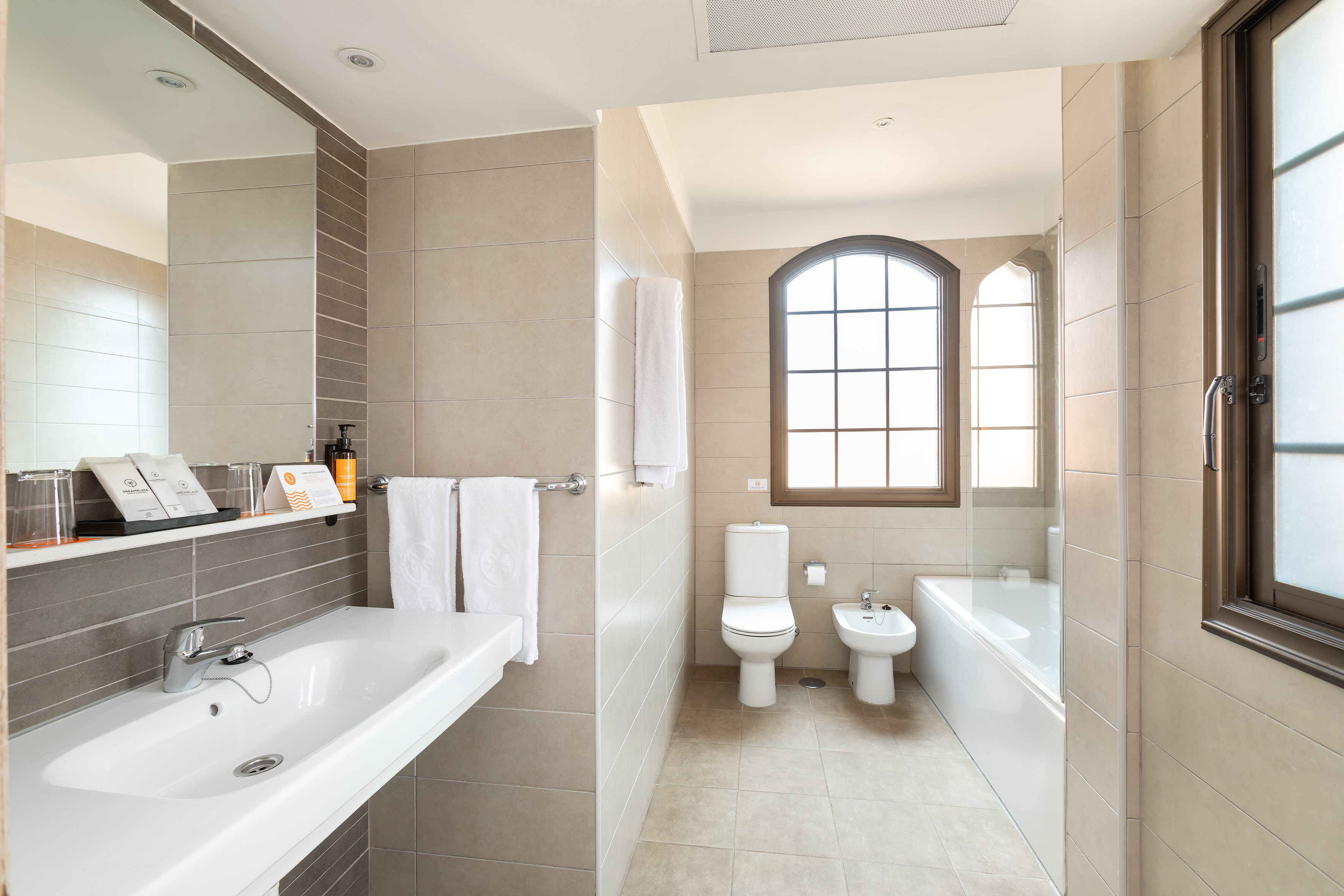 Double or Twin Superior