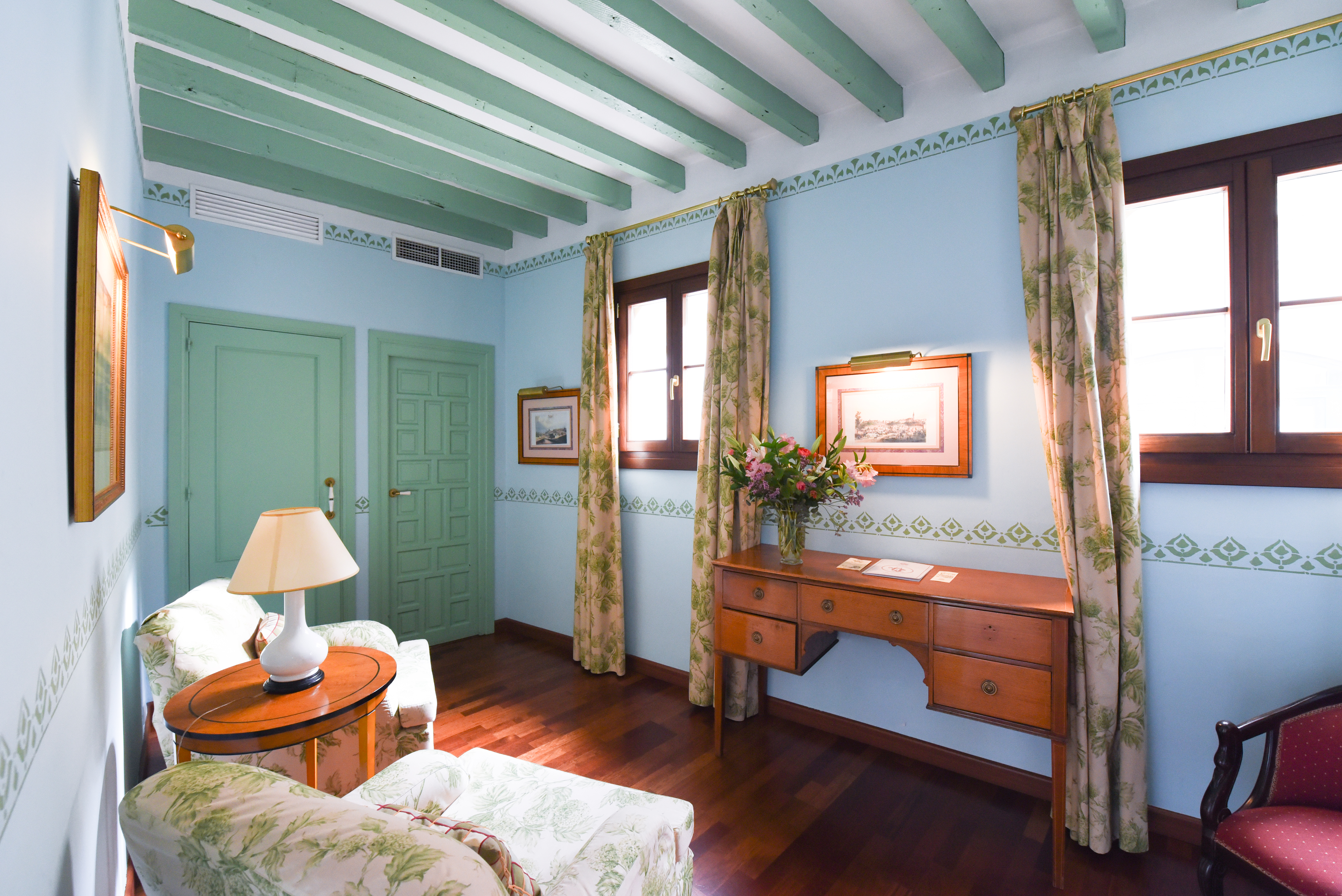 Double or Twin Superior