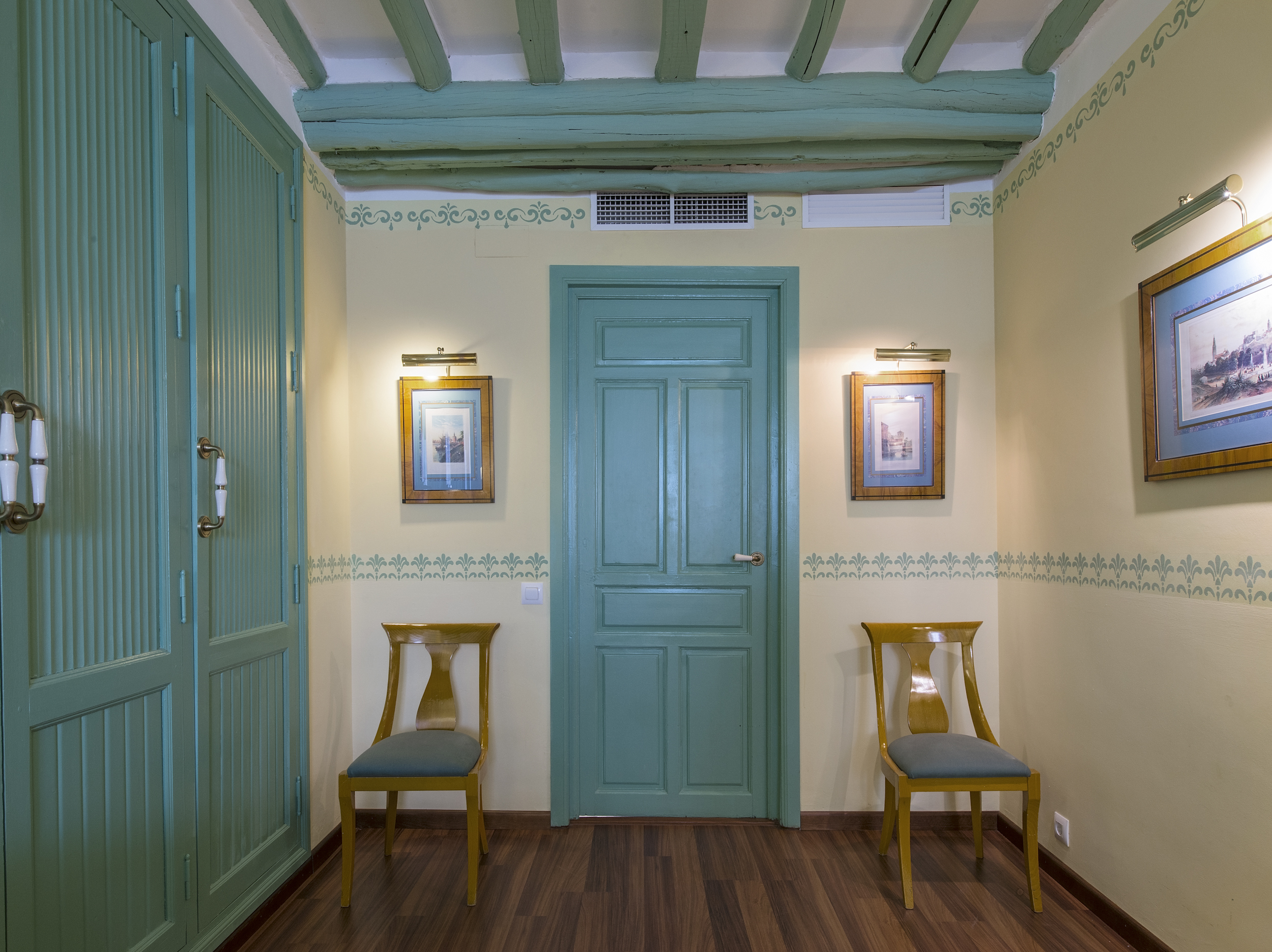 Double or Twin Superior