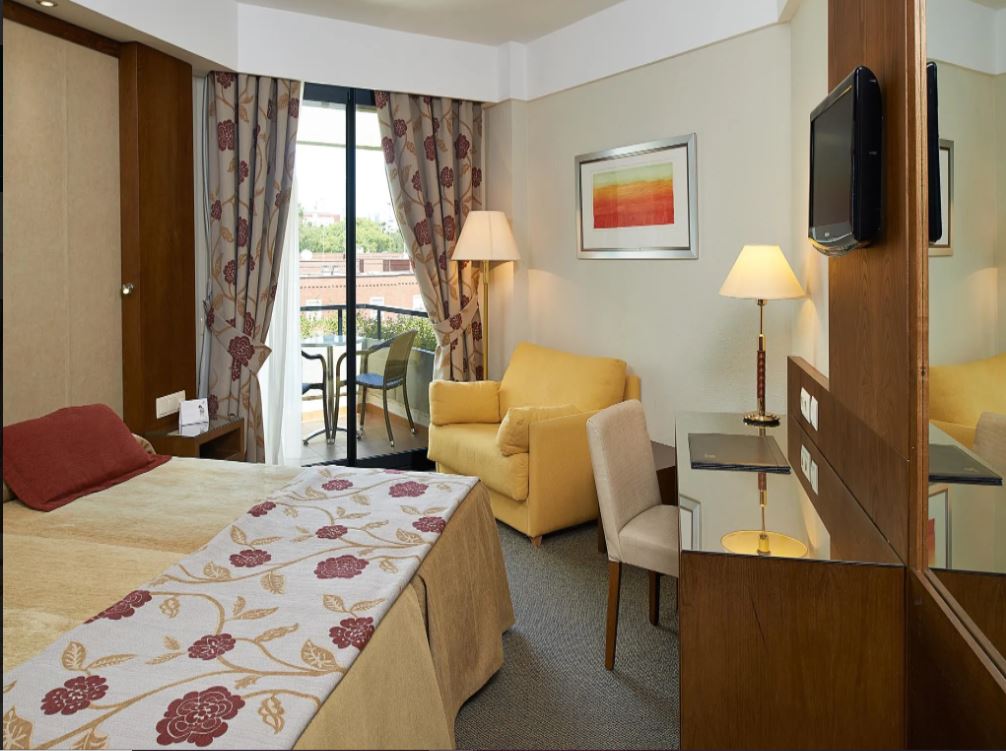 Double or Twin Capacity 3