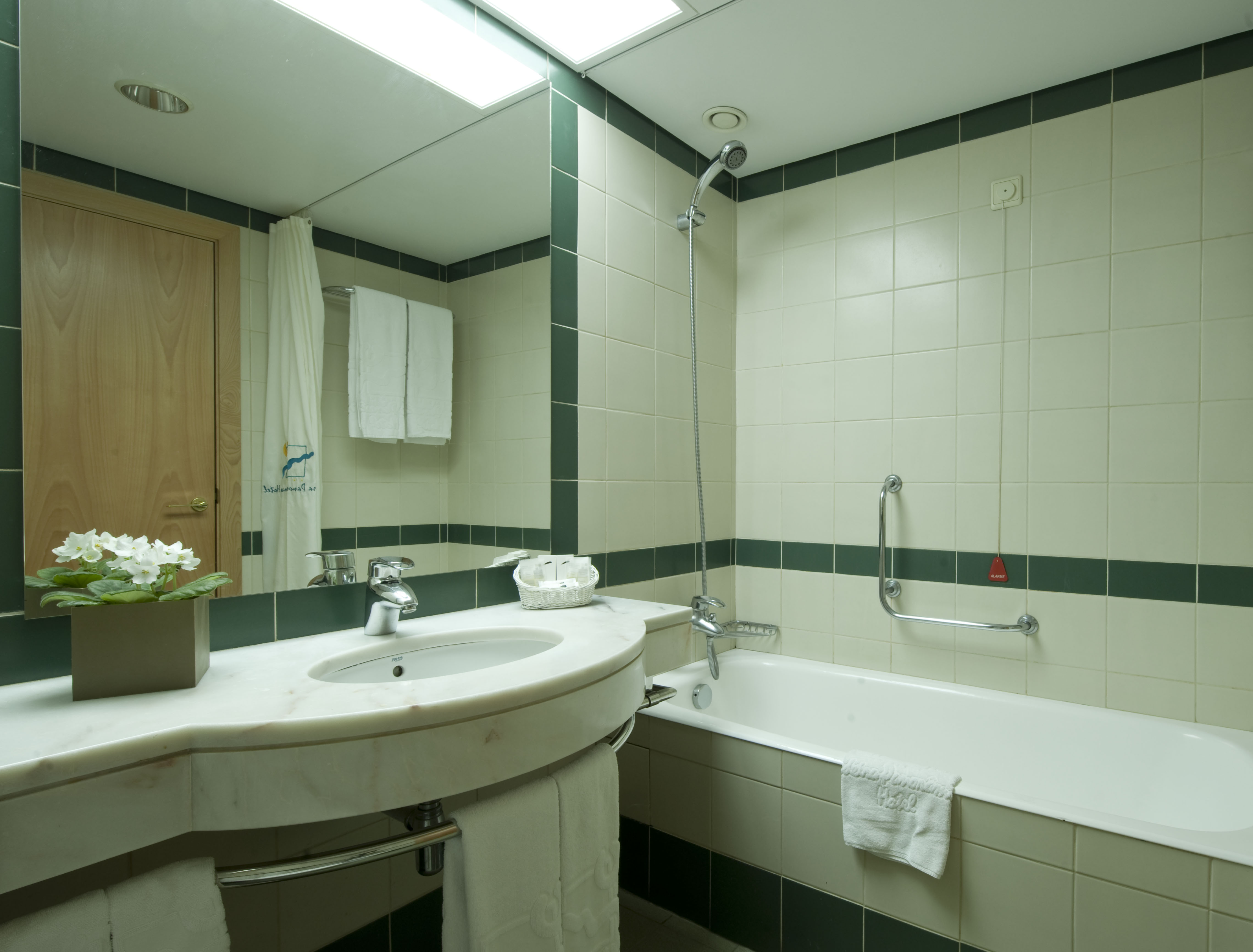 Double or Twin Sea View