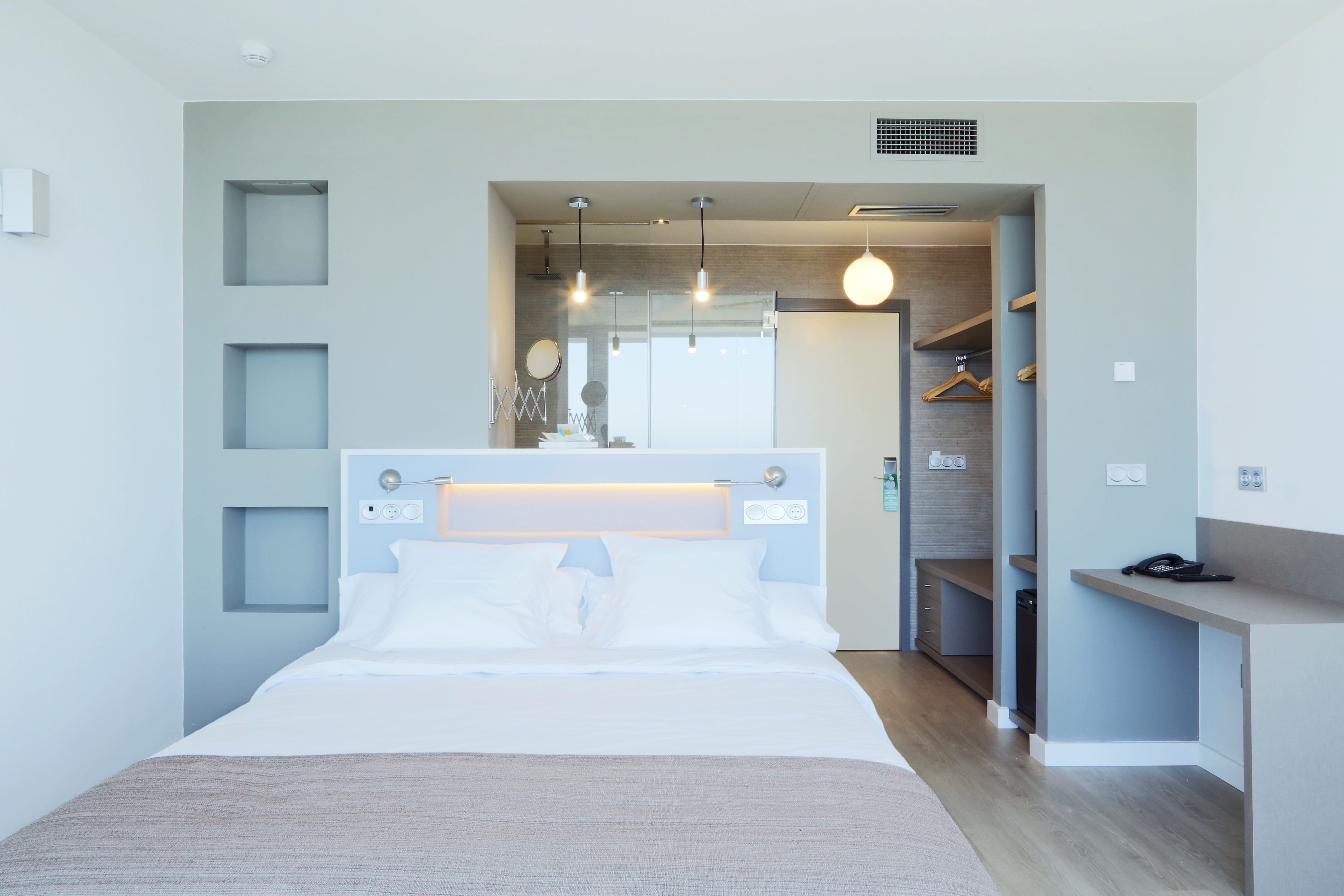 Double or Twin Deluxe Sea View