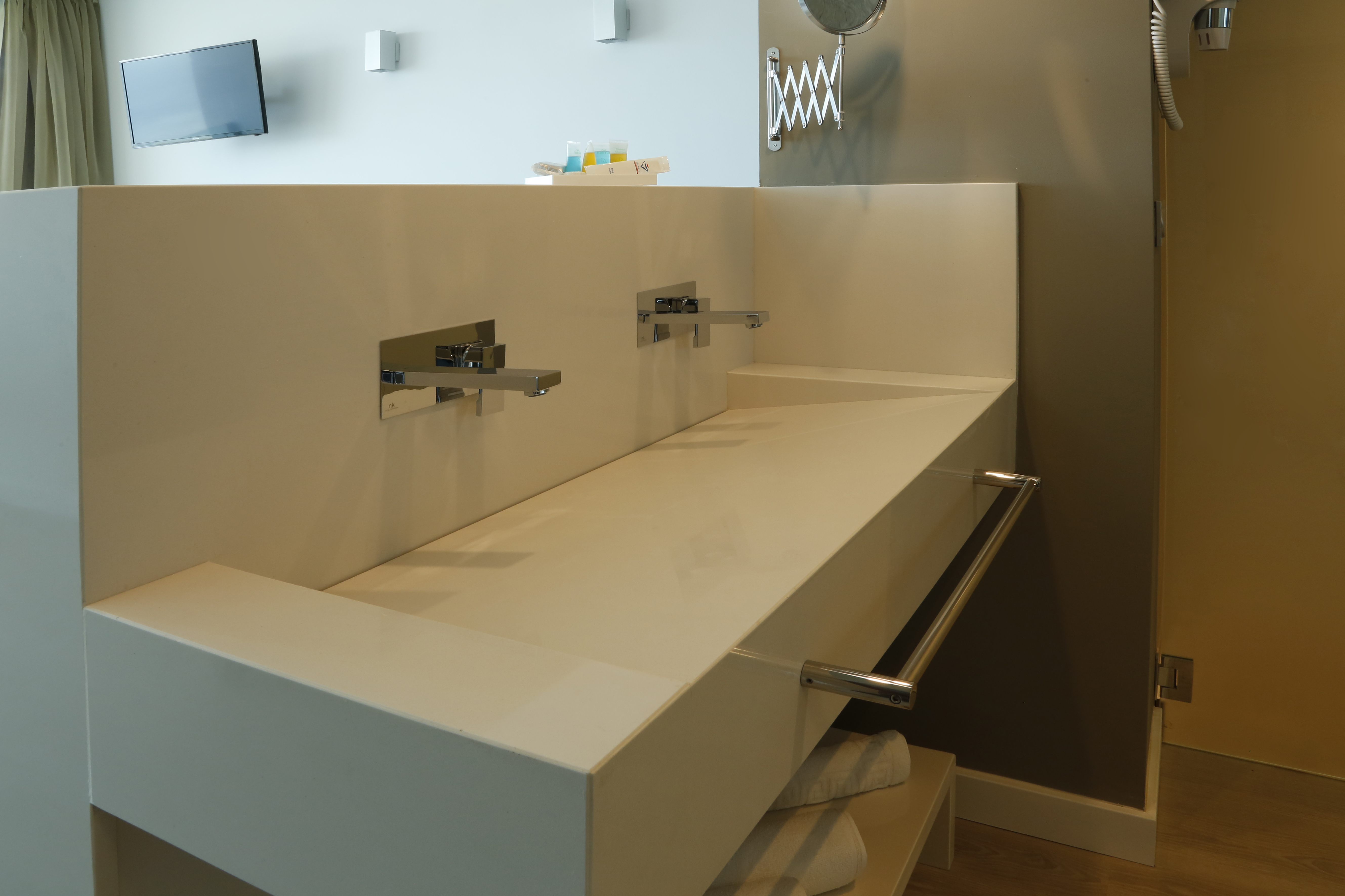 Double or Twin Deluxe Sea View