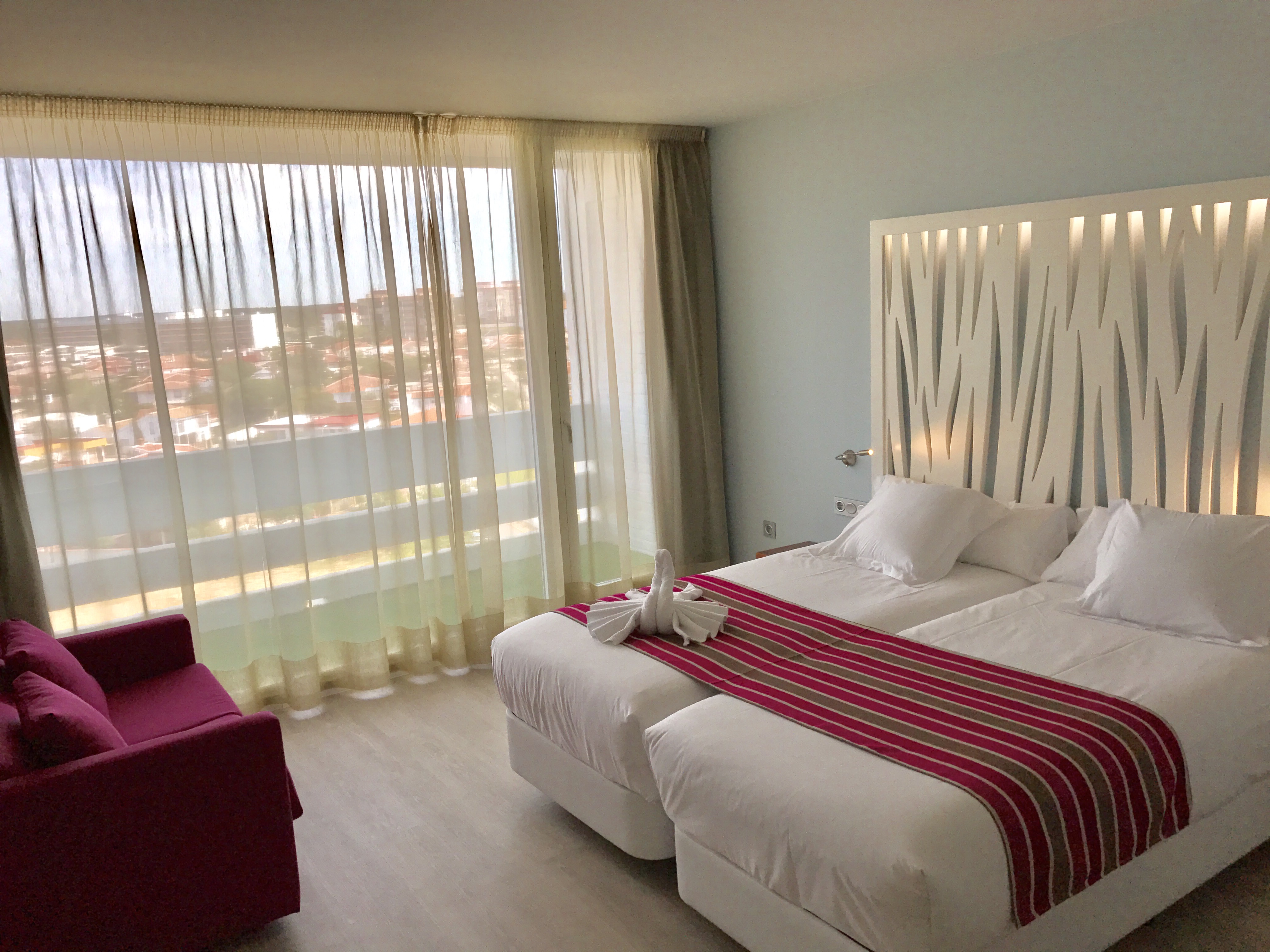 Double or Twin Deluxe