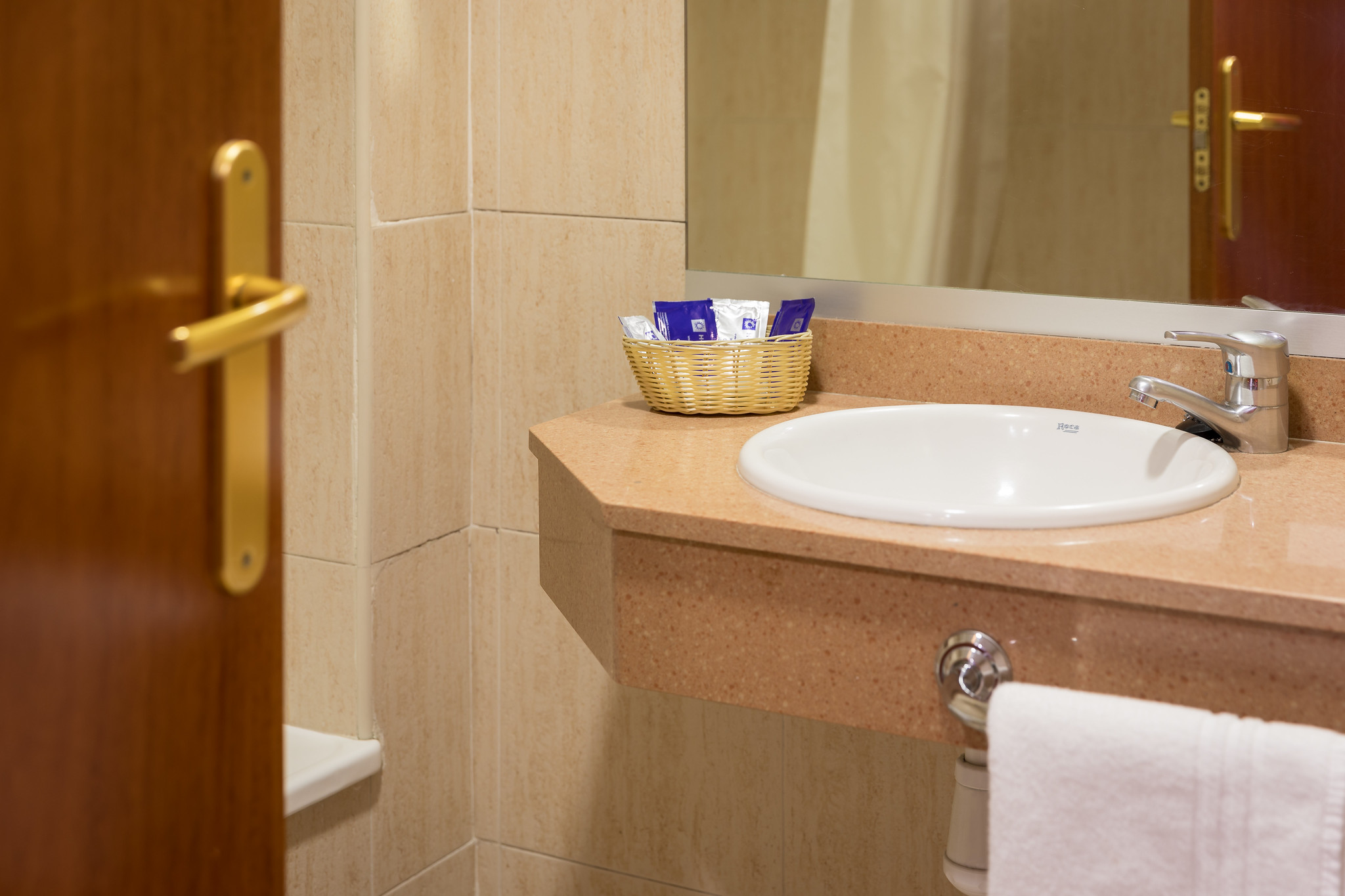 Double or Twin Standard