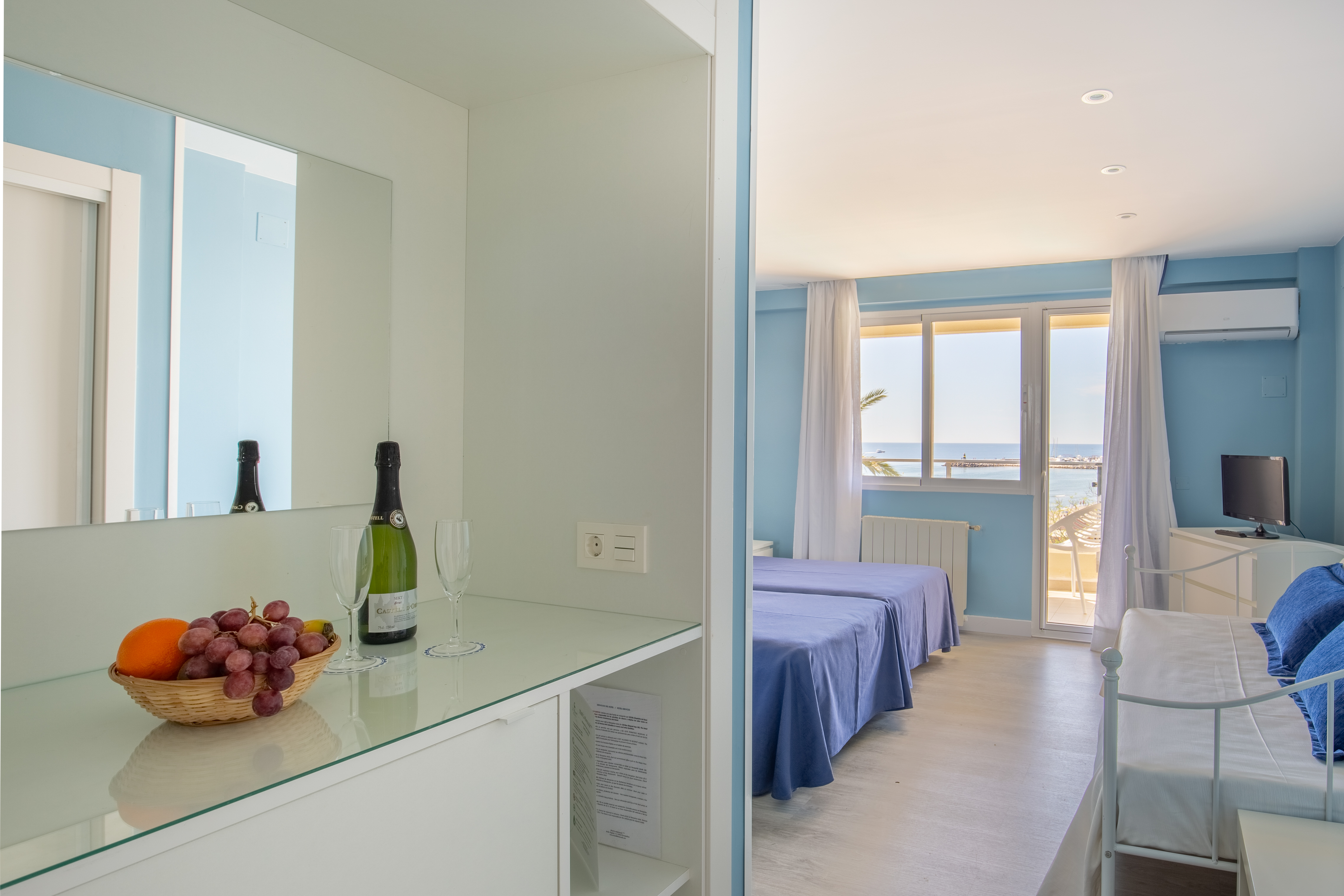 Double or Twin Sea View