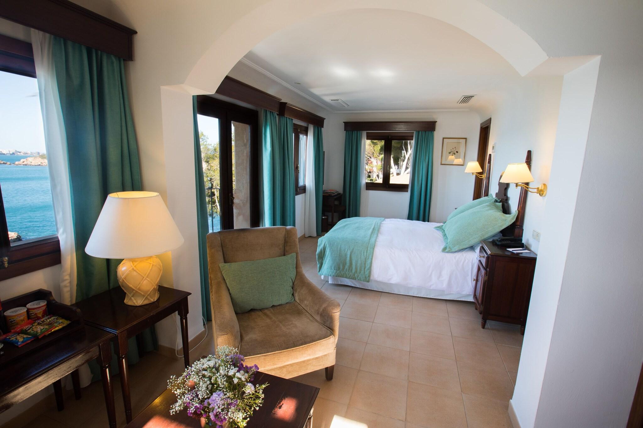 Junior Suite King Size Bed